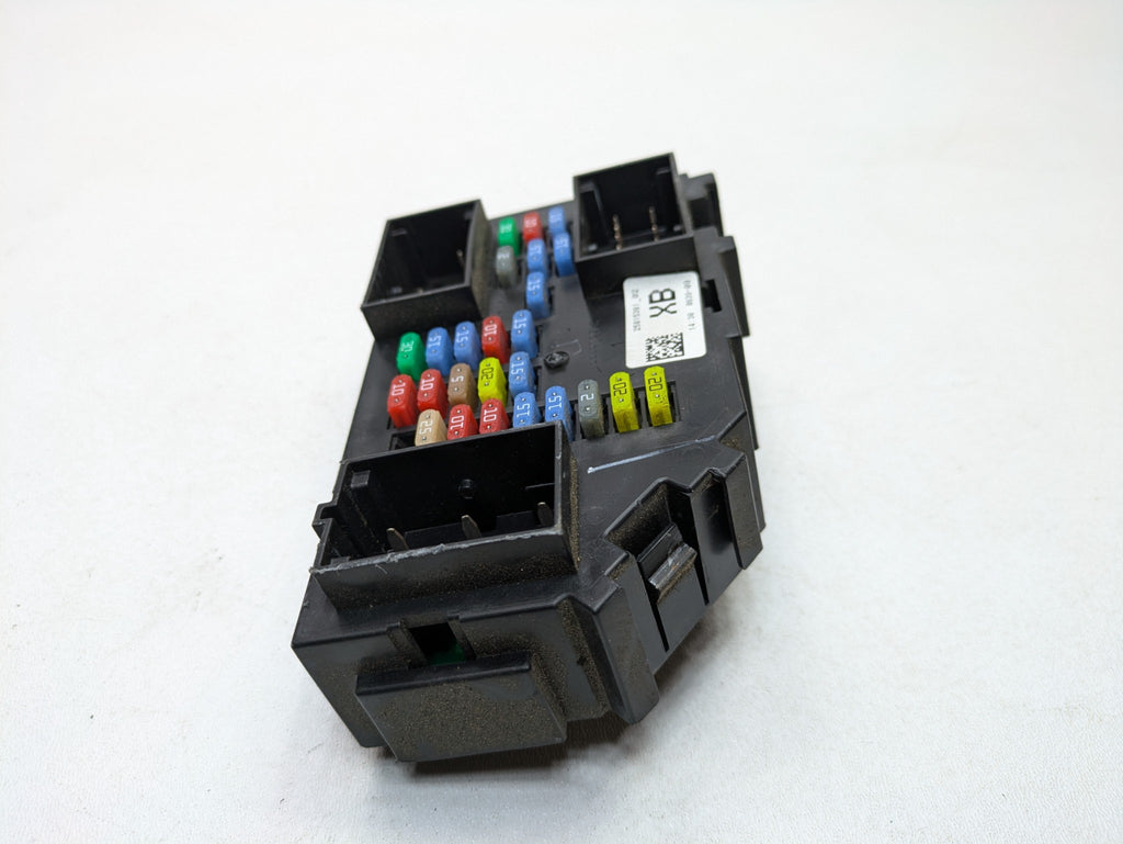 08 - 09 OEM CHEVROLET TAHOE HYBRID CABIN JUNCTION FUSE BOX RELAY CONTROL MODULE