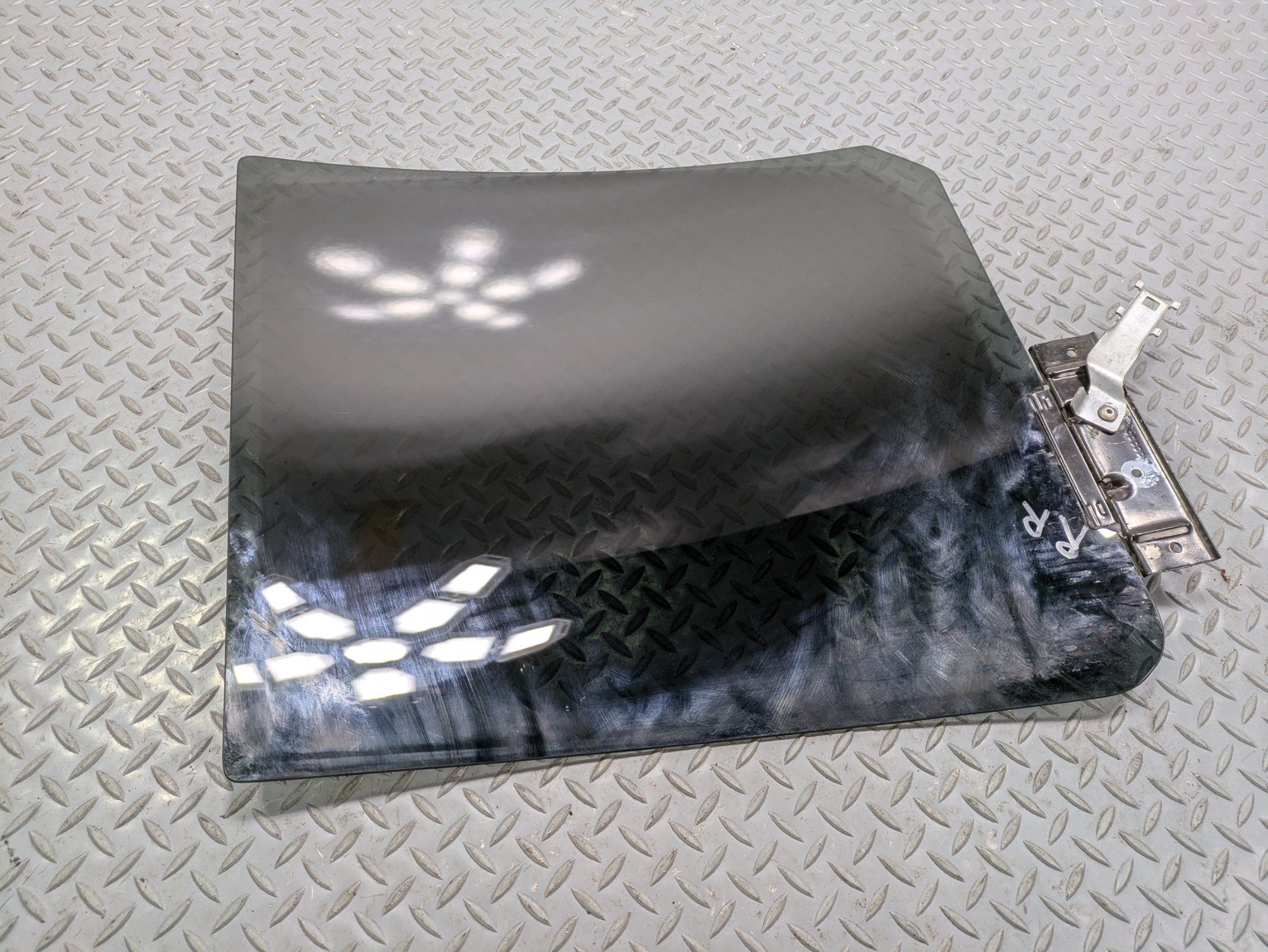 2006 - 2010 OEM FORD EXPLORER REAR RIGHT PASSENGER SIDE DOOR WINDOW GLASS