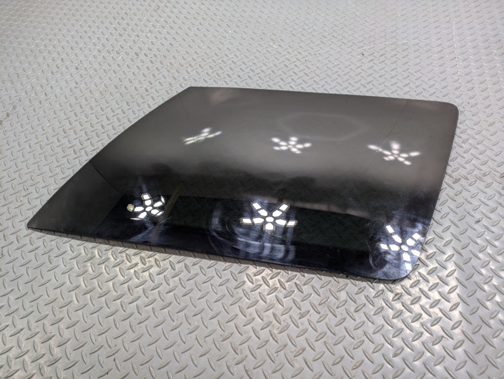 2006 - 2010 OEM FORD EXPLORER REAR RIGHT PASSENGER SIDE WINDOW QUARTER GLASS