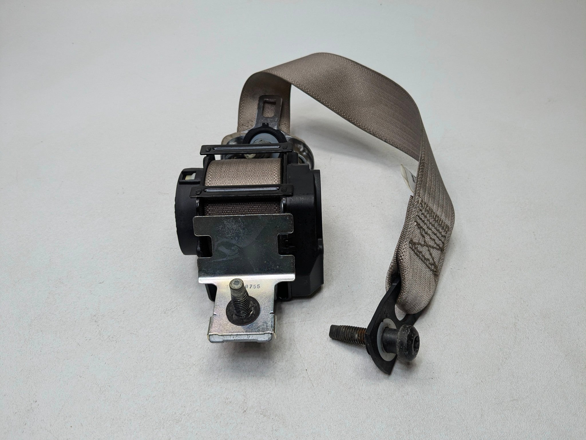 2006 - 2010 OEM FORD EXPLORER REAR LEFT DRIVER SIDE SEAT BELT RETRACTOR