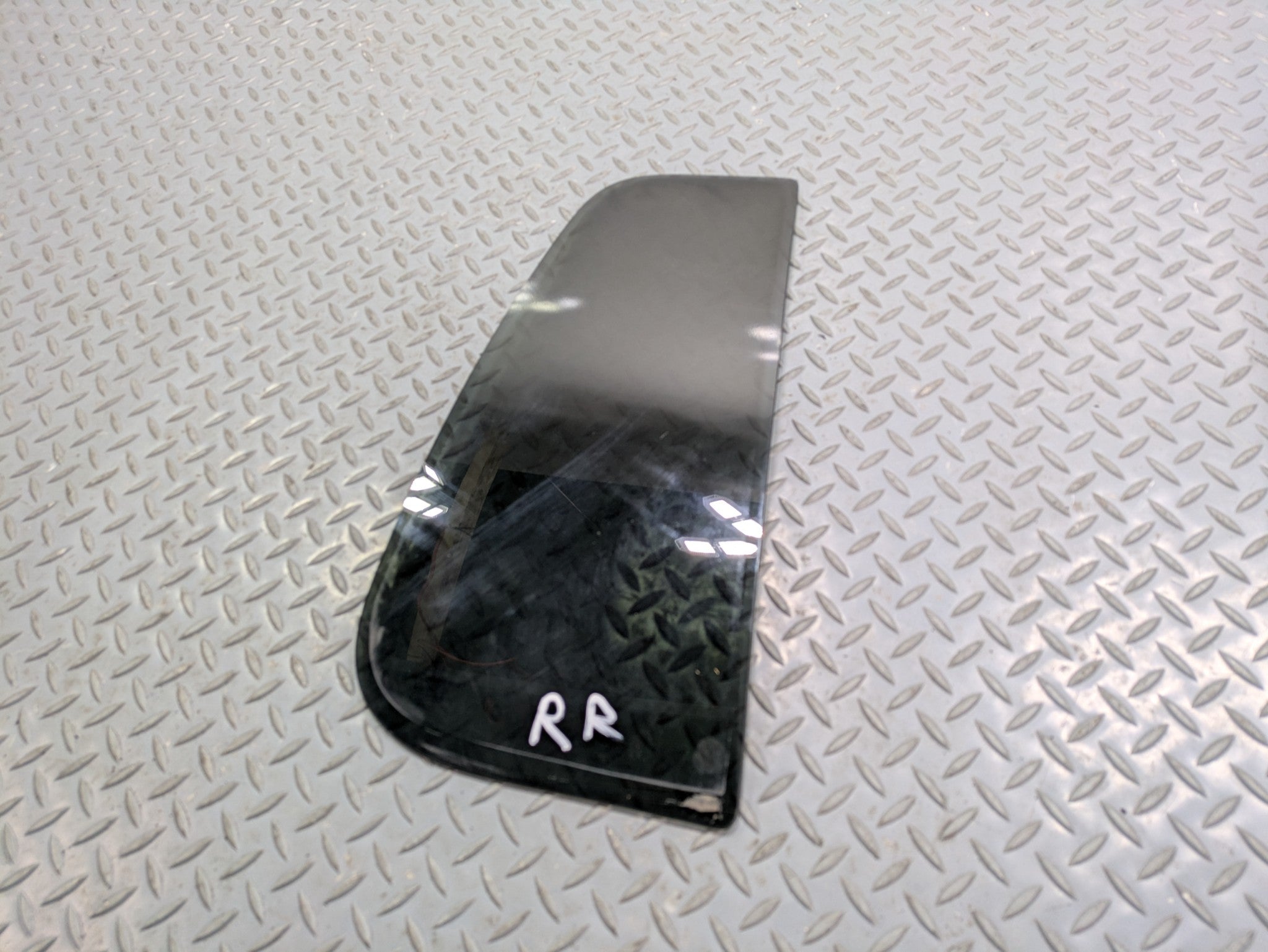 2006 - 2010 OEM FORD EXPLORER REAR RIGHT PASSENGER SIDE WINDOW VENT GLASS