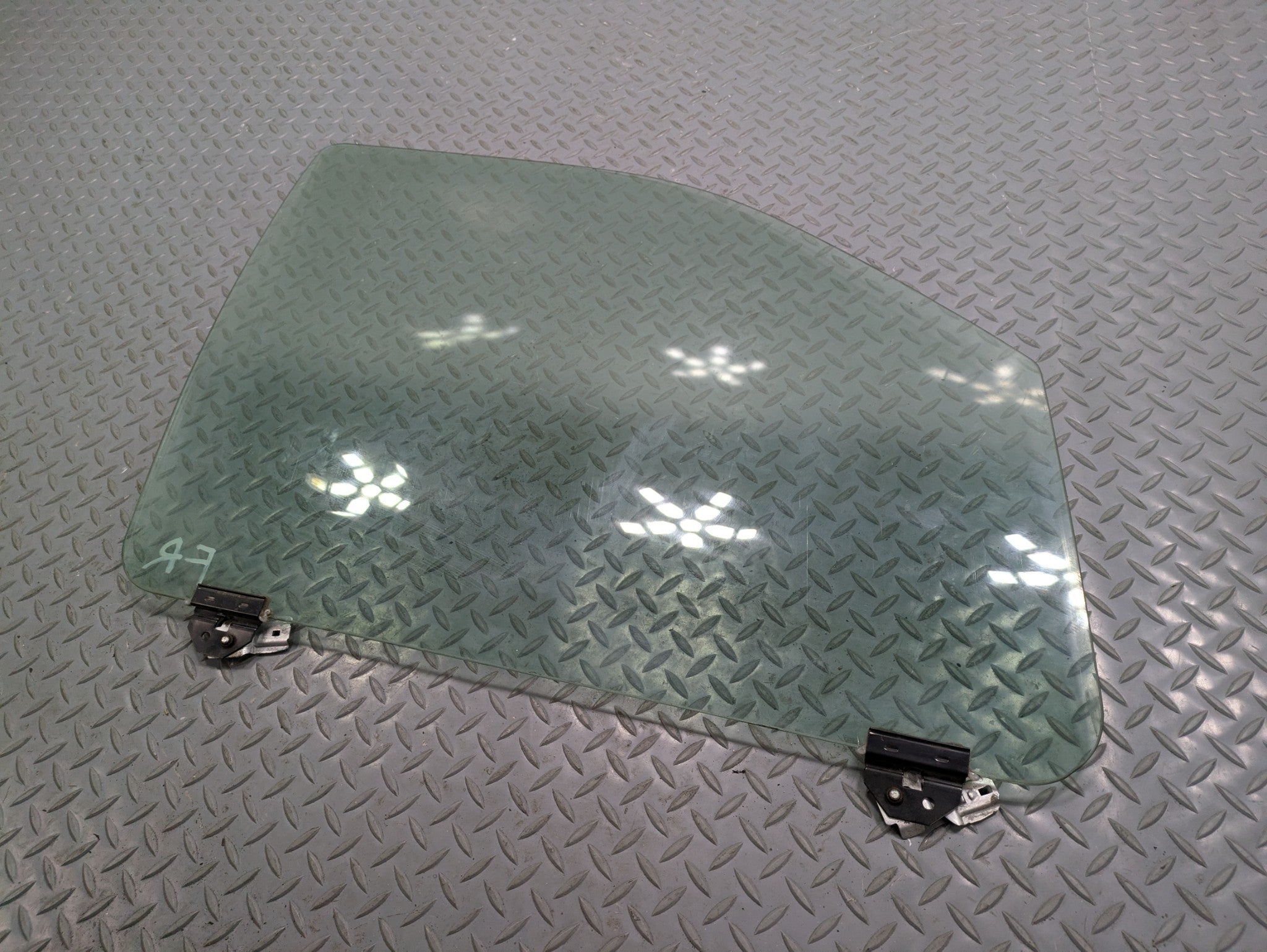 2006 - 2010 OEM FORD EXPLORER FRONT RIGHT PASSENGER SIDE DOOR WINDOW GLASS