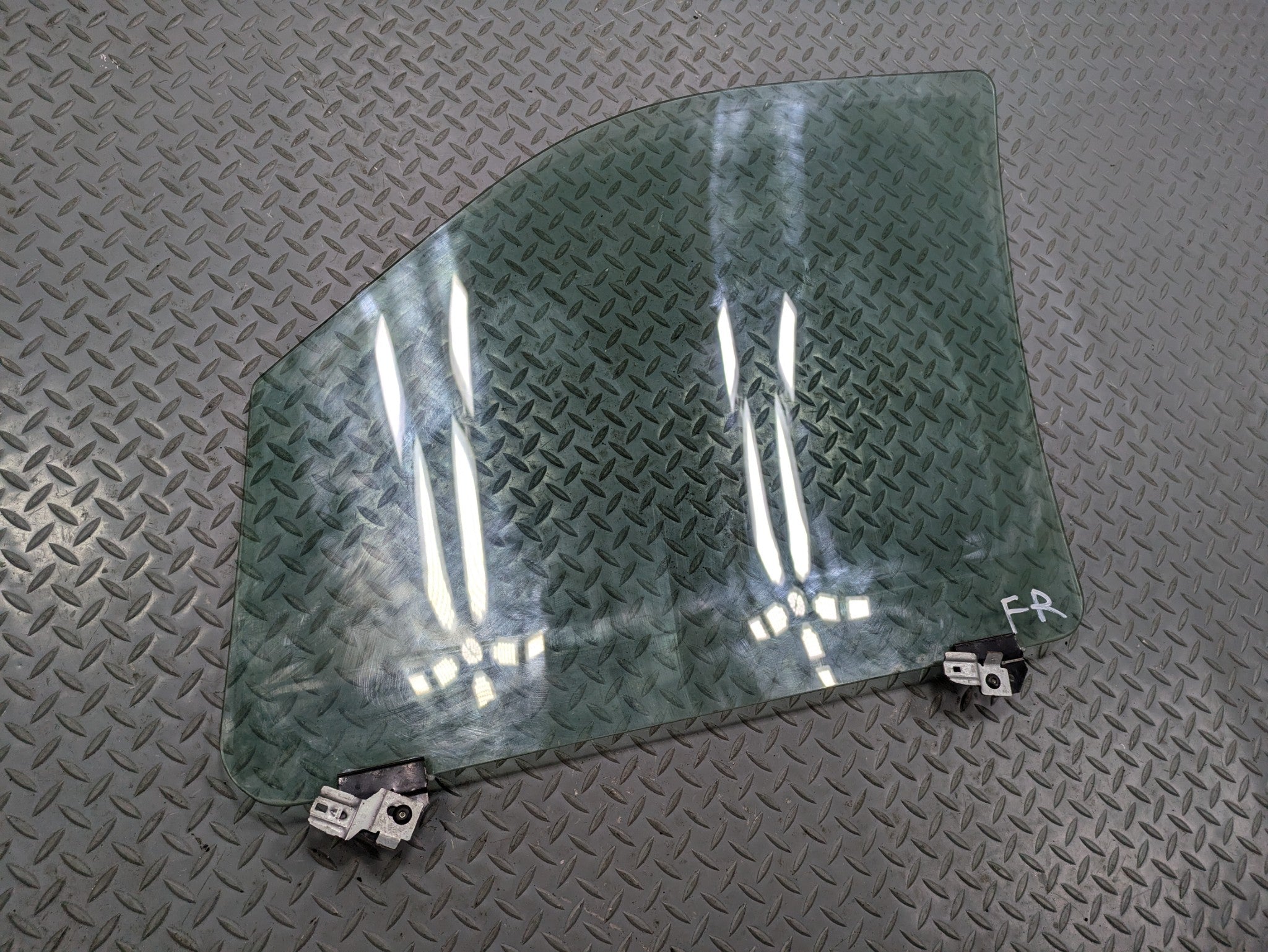 2006 - 2010 OEM FORD EXPLORER FRONT RIGHT PASSENGER SIDE DOOR WINDOW GLASS