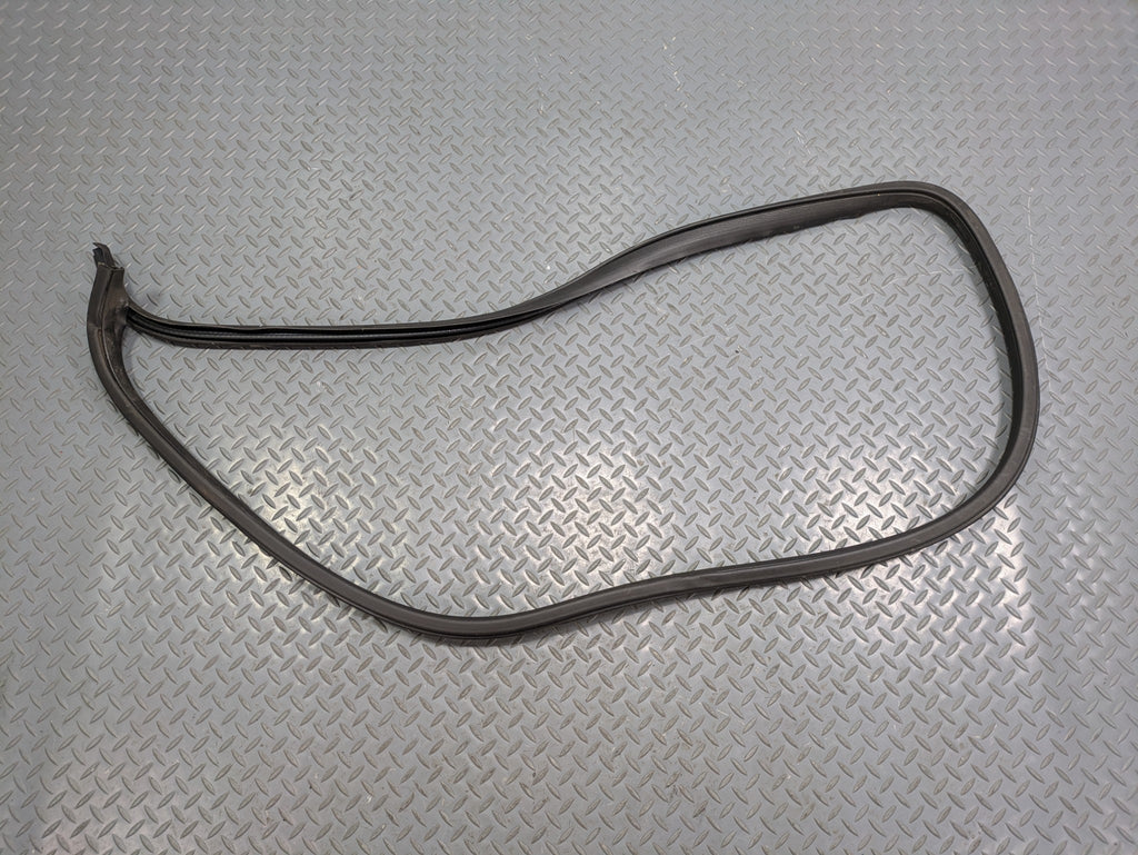 06 - 10 OEM FORD EXPLORER FRONT RIGHT PASSENGER SIDE WEATHER STRIPPING RUBBER