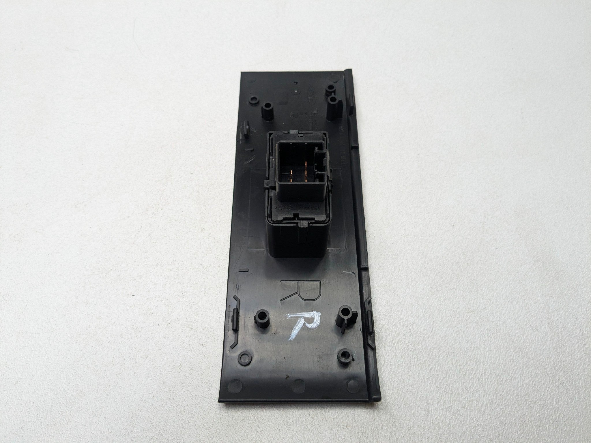 2006 - 2010 OEM FORD EXPLORER REAR LEFT DRIVER SIDE WINDOW CONTROL SWITCH