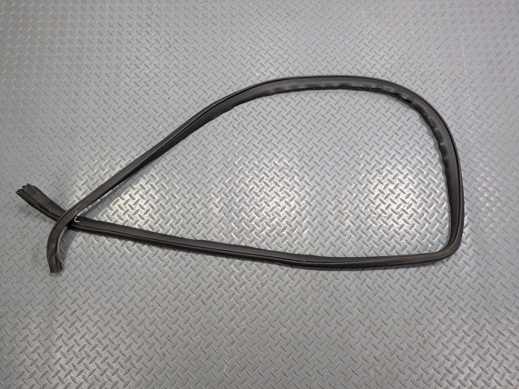 2006 - 2010 OEM FORD EXPLORER FRONT LEFT DRIVER SIDE WEATHER STRIPPING RUBBER