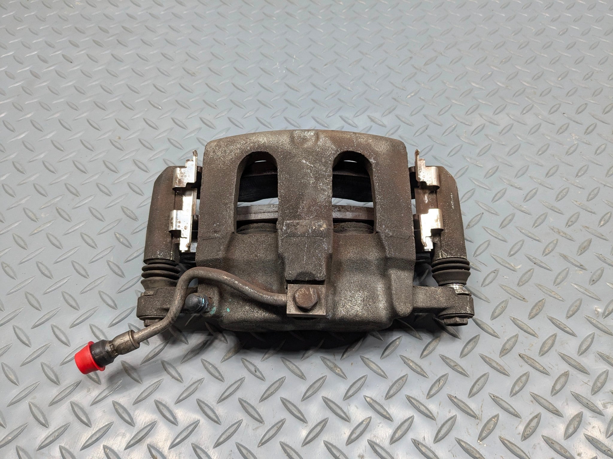 2006 - 2010 OEM FORD EXPLORER FRONT RIGHT PASSENGER SIDE BRAKE CALIPER ASSEMBLY