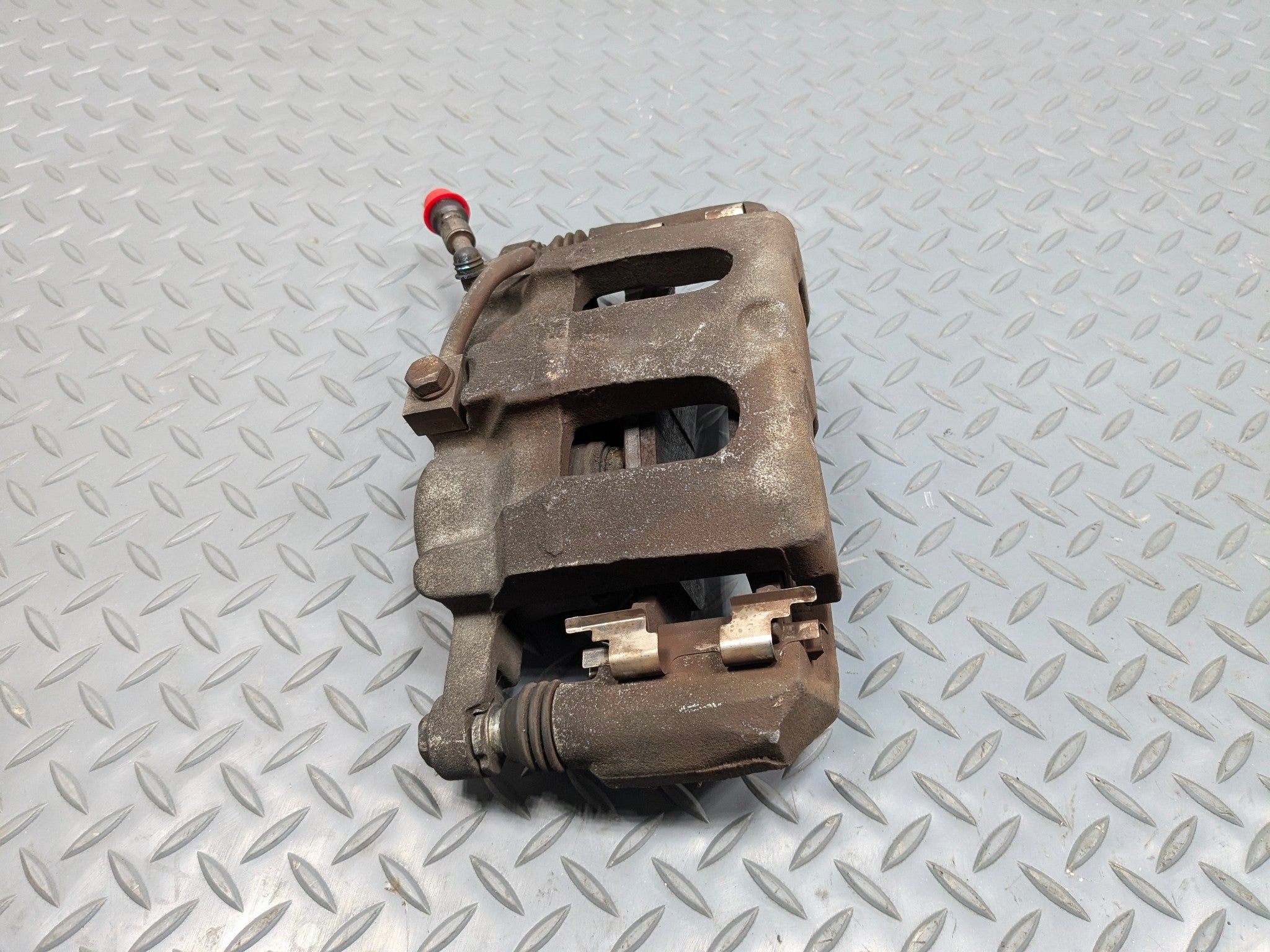 2006 - 2010 OEM FORD EXPLORER FRONT RIGHT PASSENGER SIDE BRAKE CALIPER ASSEMBLY