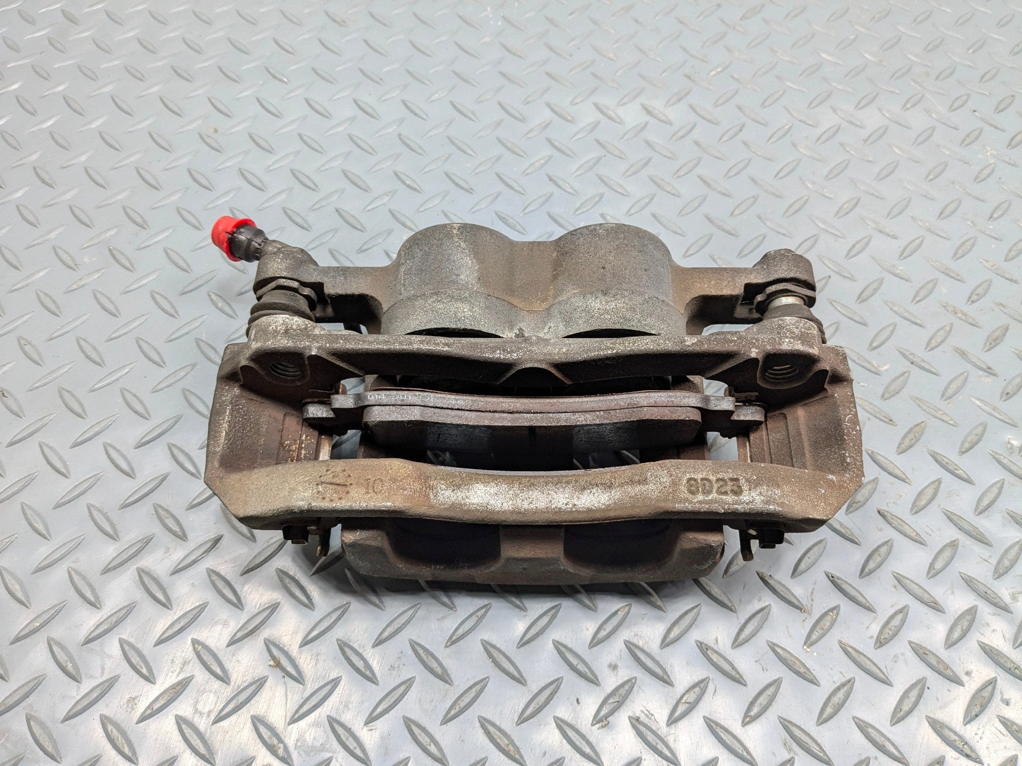 2006 - 2010 OEM FORD EXPLORER FRONT RIGHT PASSENGER SIDE BRAKE CALIPER ASSEMBLY