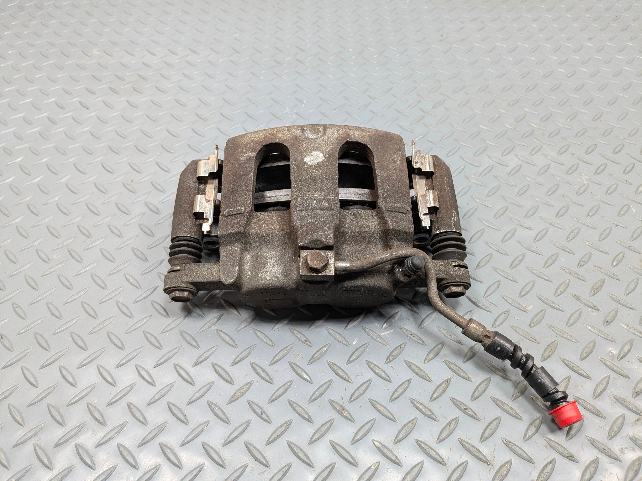 2006 - 2010 OEM FORD EXPLORER FRONT LEFT DRIVER SIDE BRAKE CALIPER ASSEMBLY