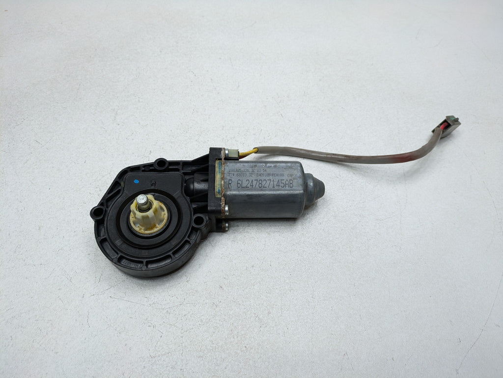 2006 - 2010 OEM FORD EXPLORER REAR RIGHT PASSENGER SIDE POWER WINDOW MOTOR