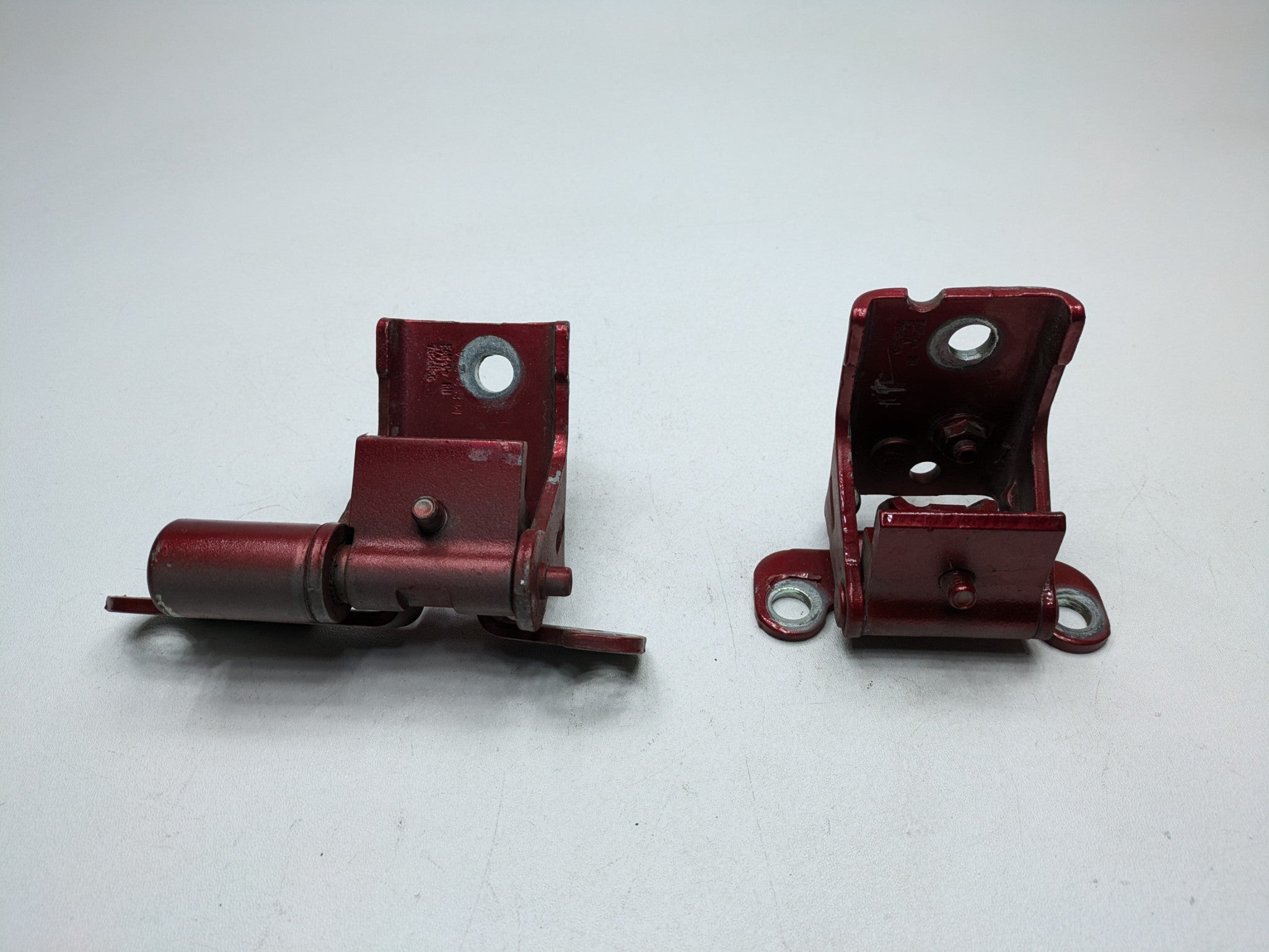 2006 - 2010 OEM FORD EXPLORER REAR RIGHT SIDE UPPER AND LOWER DOOR HINGE SET