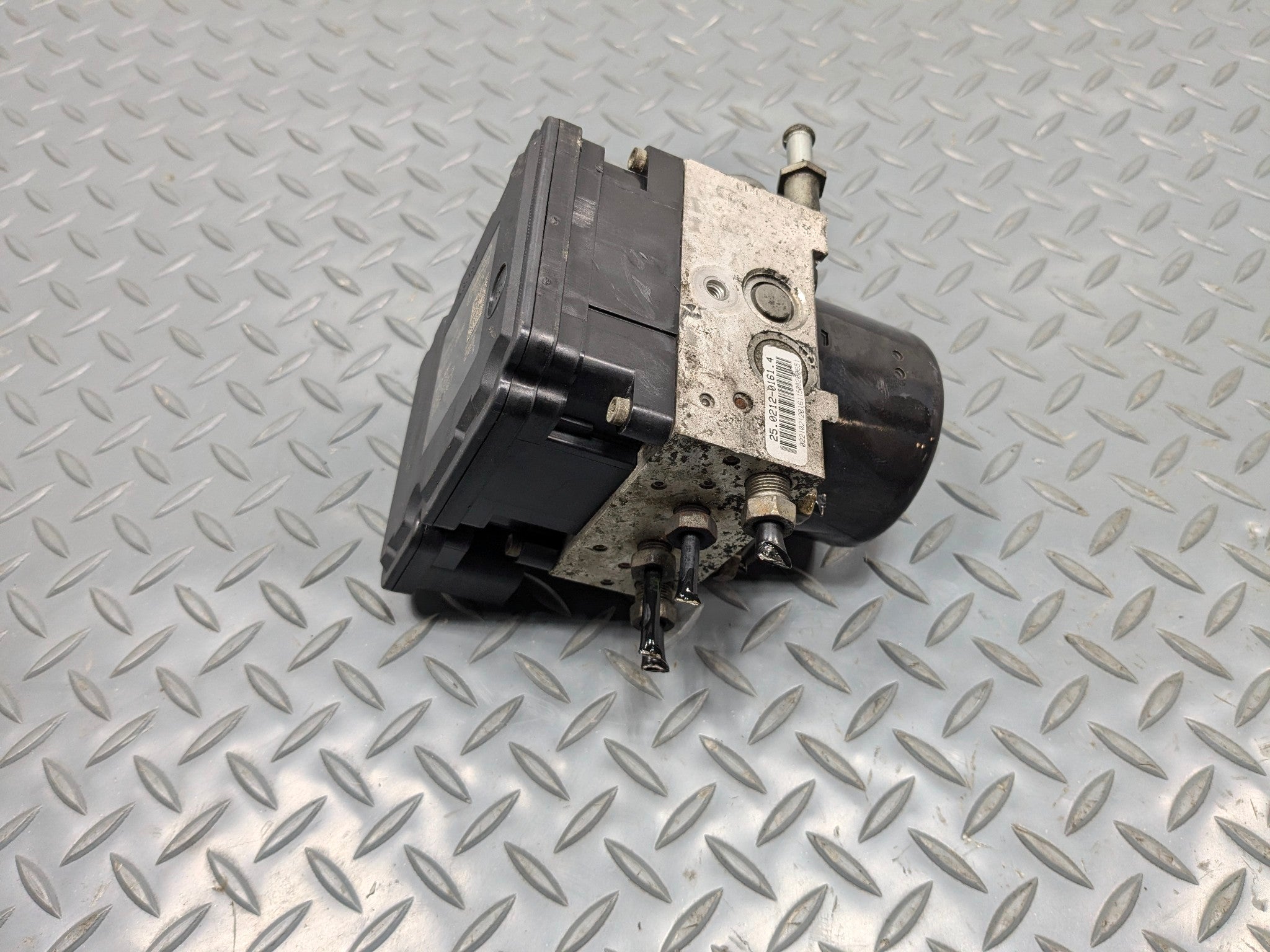 2006 - 2010 OEM FORD EXPLORER ANTI LOCK BRAKE PUMP ABS CONTROL MODULE