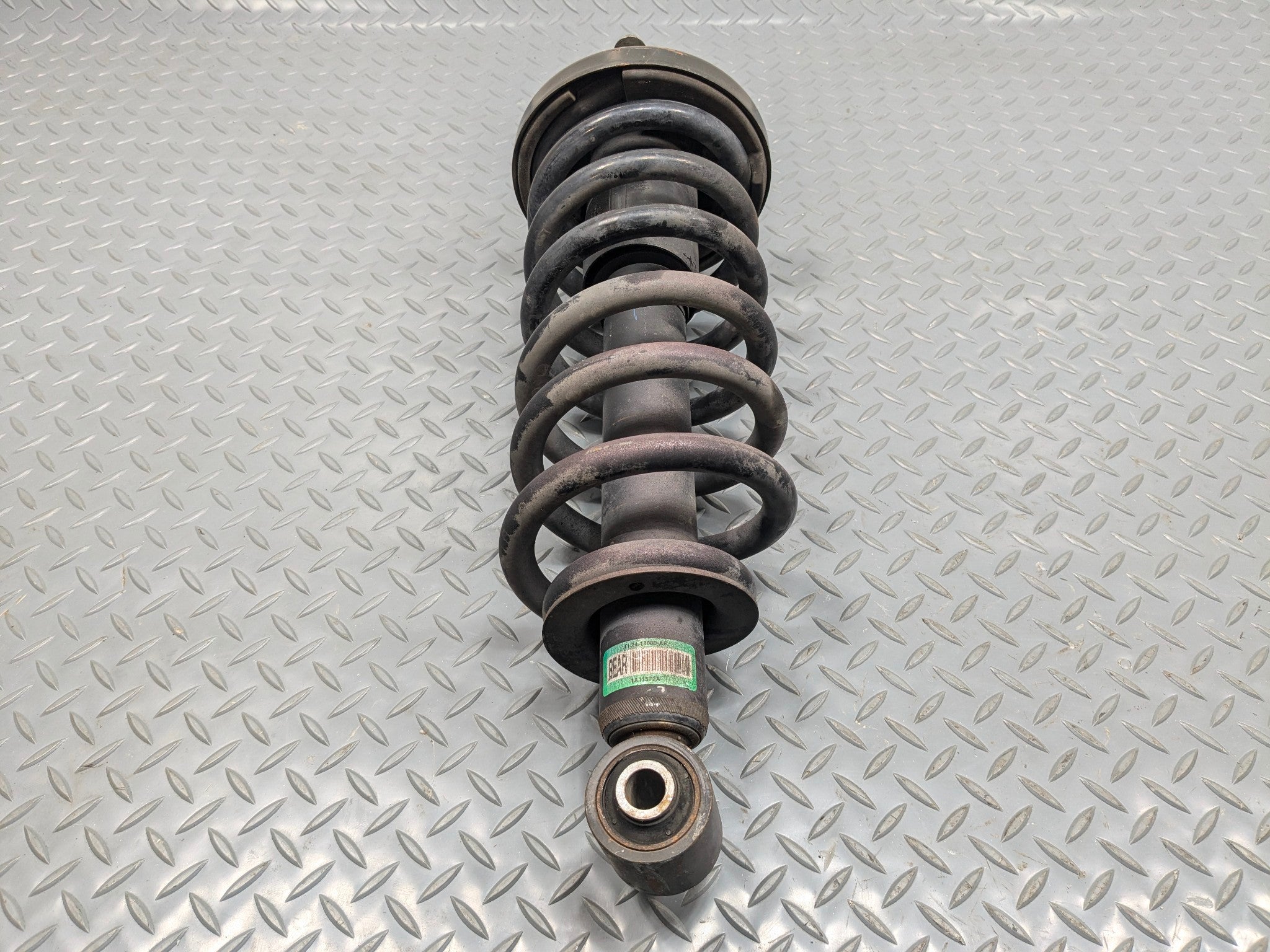 2006 - 2010 OEM FORD EXPLORER REAR RIGHT SIDE SUSPENSION SHOCK ABSORBER STRUT