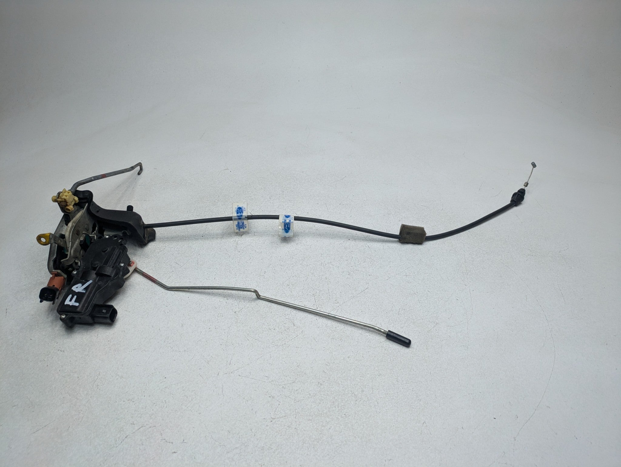 06 - 10 OEM FORD EXPLORER FRONT RIGHT PASSENGER SIDE DOOR LOCK LATCH ACTUATOR