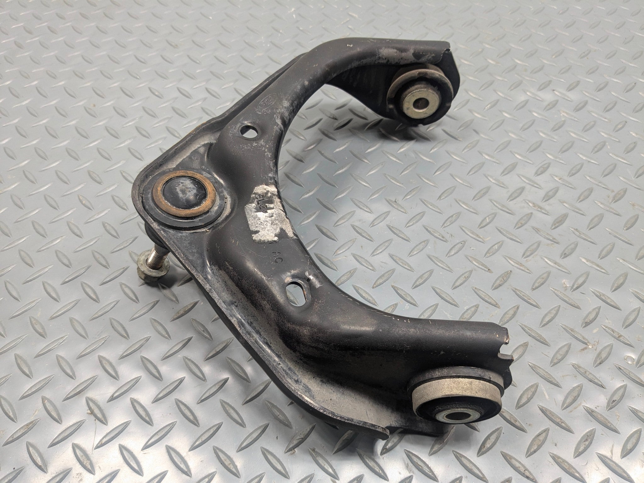 2006 - 2010 OEM FORD EXPLORER FRONT LEFT DRIVER SIDE UPPER CONTROL ARM
