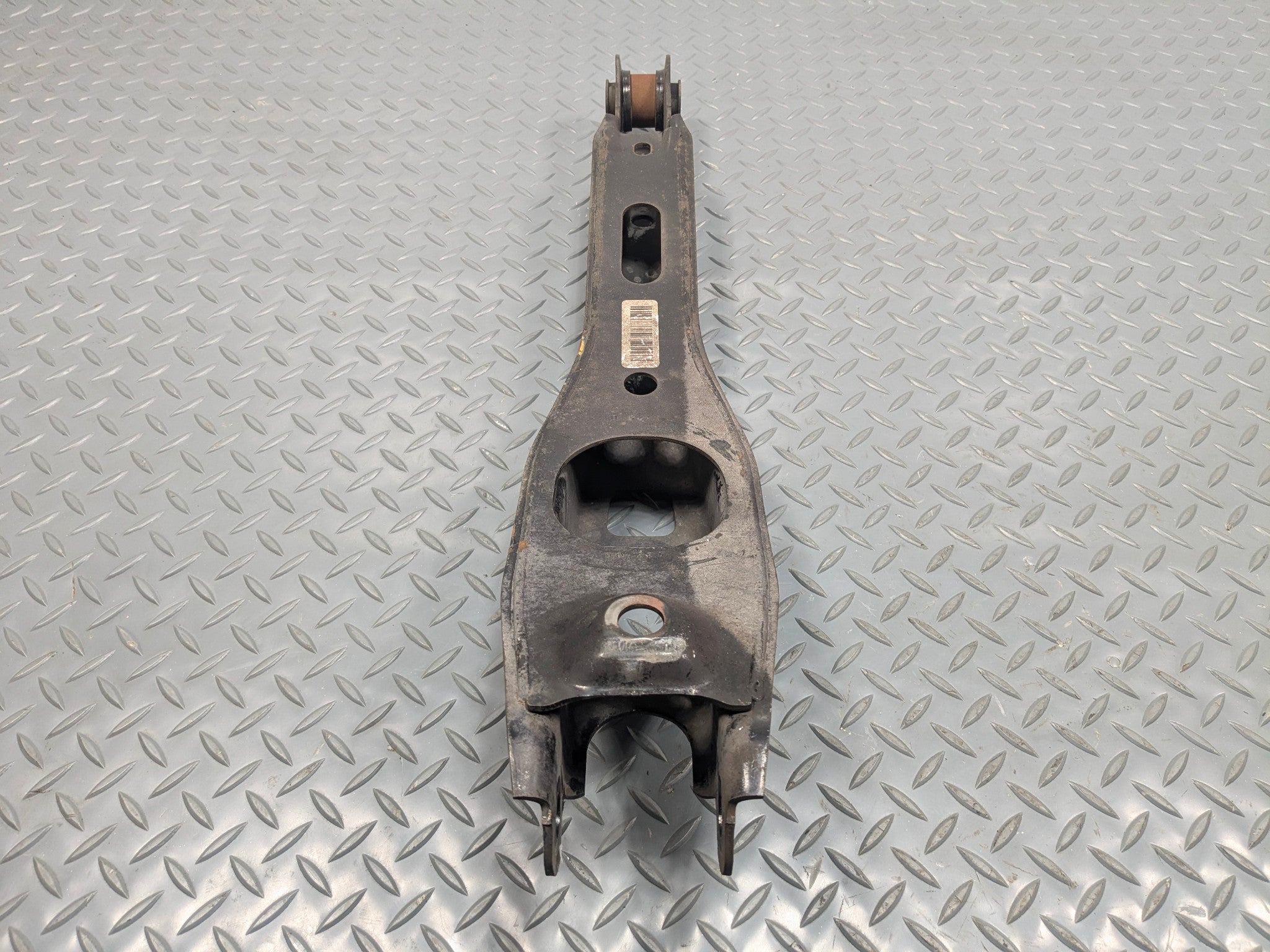 2006 - 2010 OEM FORD EXPLORER REAR LEFT SIDE SUSPENSION LOWER CONTROL ARM