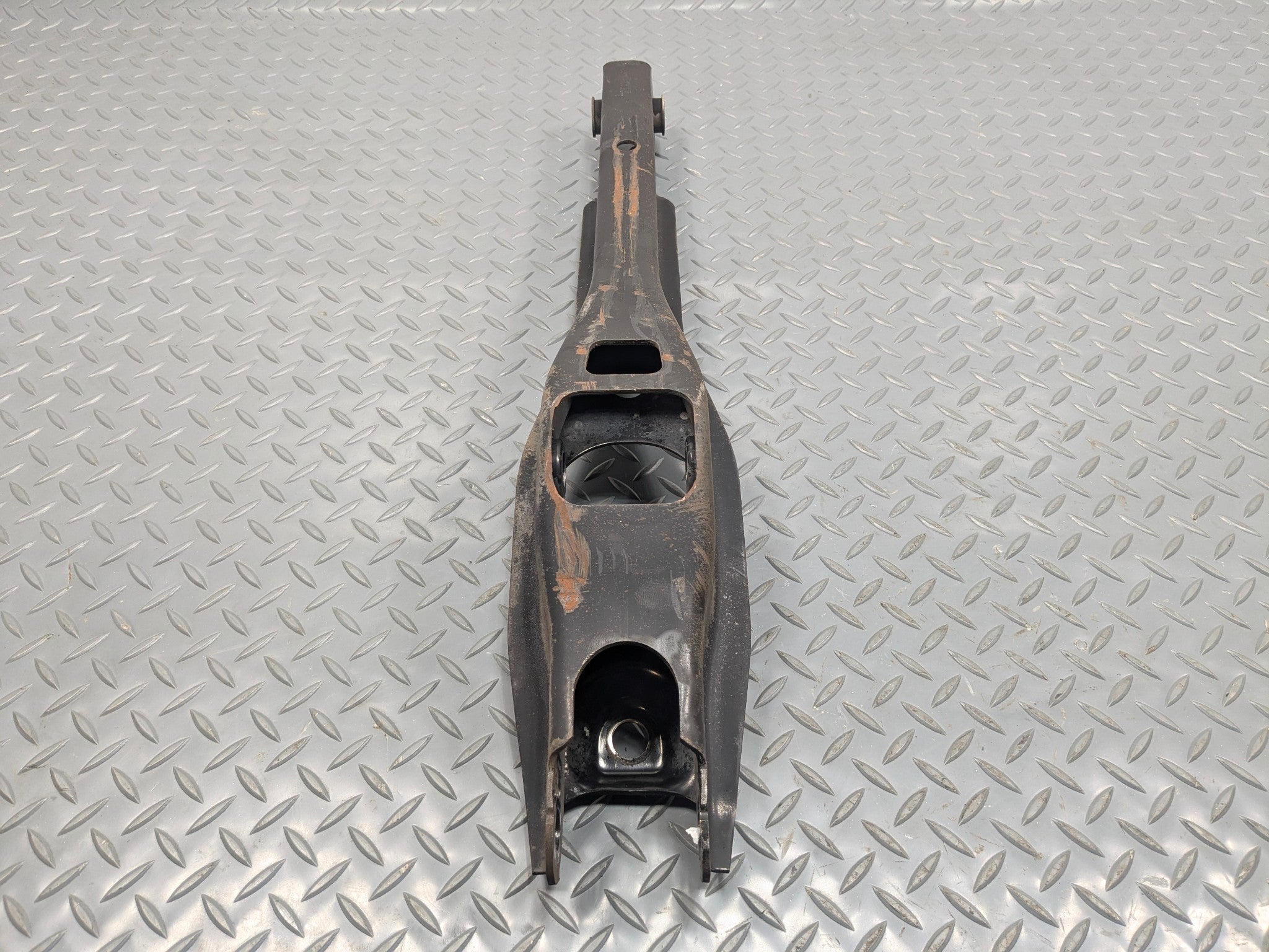 2006 - 2010 OEM FORD EXPLORER REAR LEFT SIDE SUSPENSION LOWER CONTROL ARM