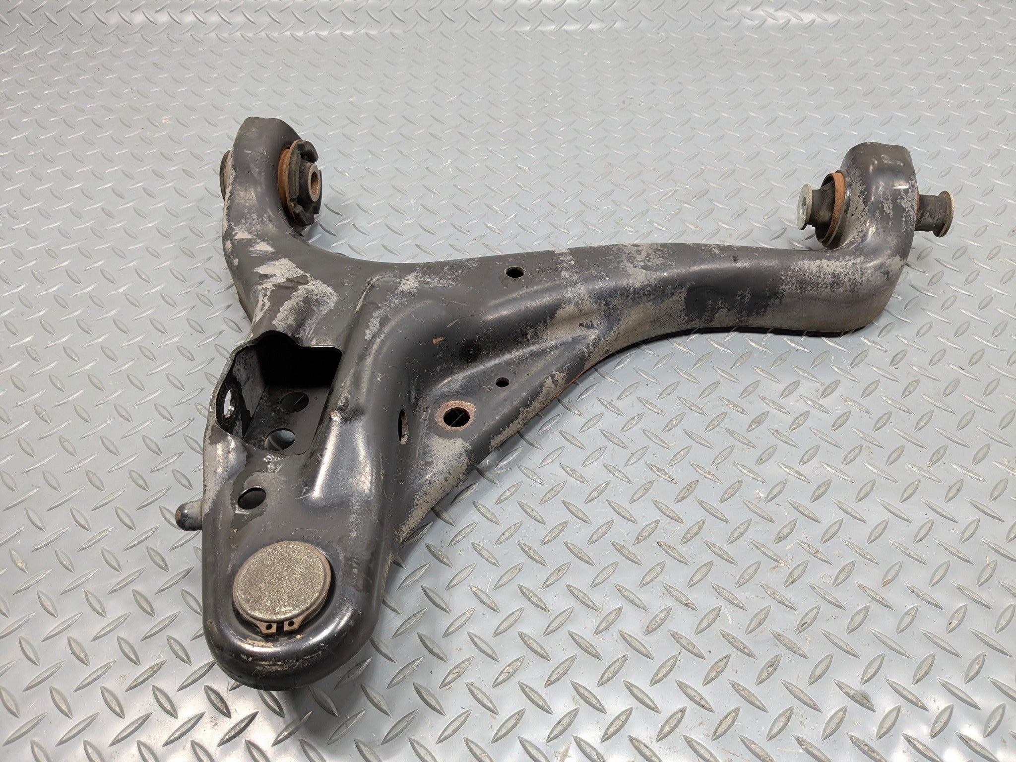 2006 - 2010 OEM FORD EXPLORER FRONT LEFT SIDE SUSPENSION LOWER CONTROL ARM