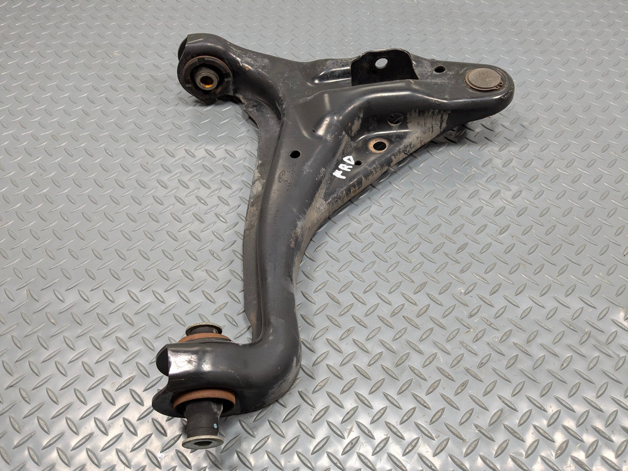 2006 - 2010 OEM FORD EXPLORER FRONT RIGHT SIDE SUSPENSION LOWER CONTROL ARM