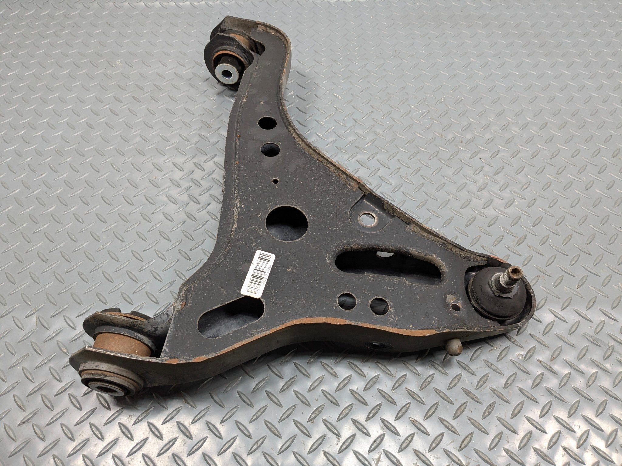 2006 - 2010 OEM FORD EXPLORER FRONT RIGHT SIDE SUSPENSION LOWER CONTROL ARM