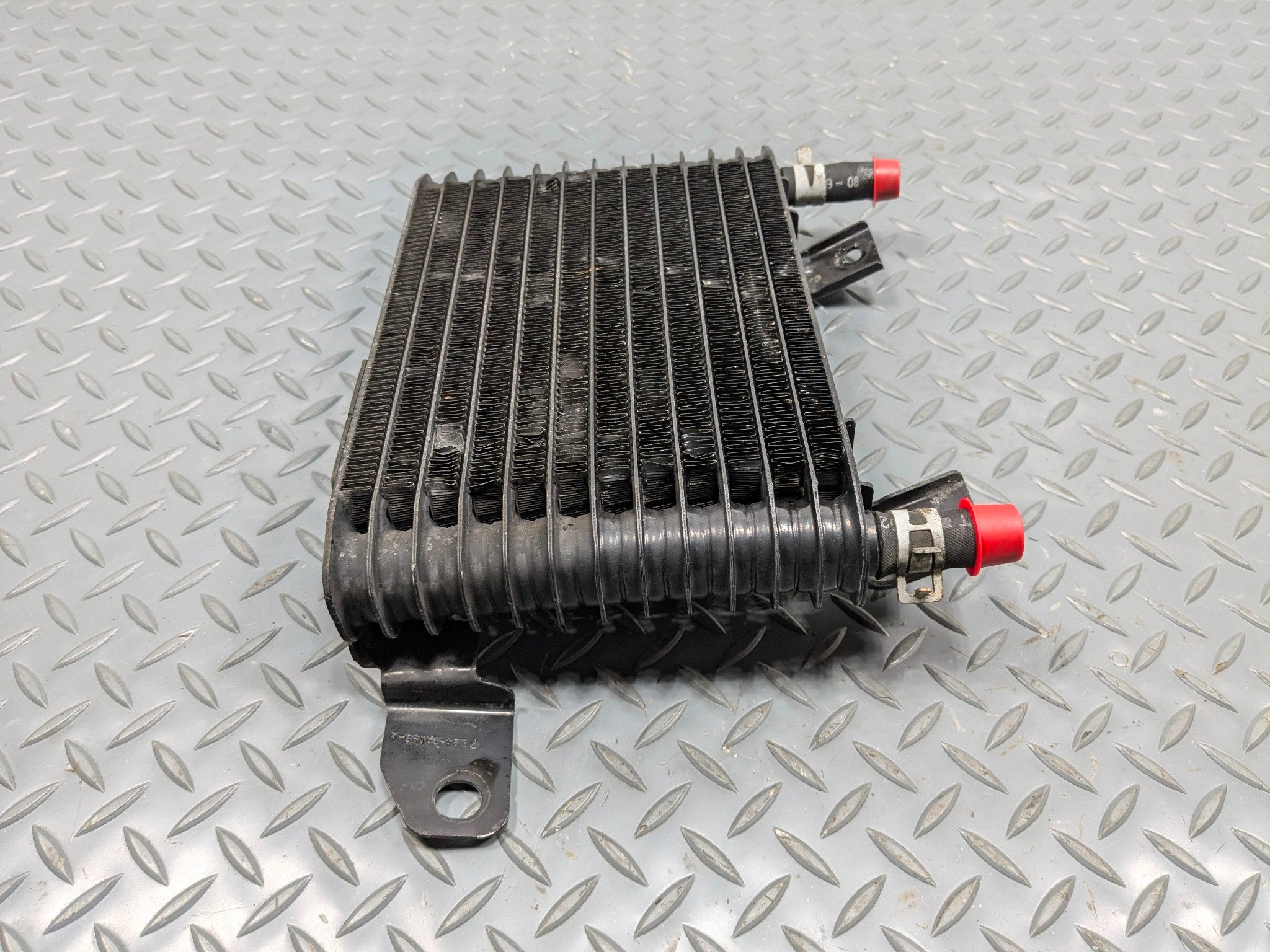 2006 - 2010 OEM FORD EXPLORER TRANSMISSION OIL COOLER RADIATOR ASSEMBLY