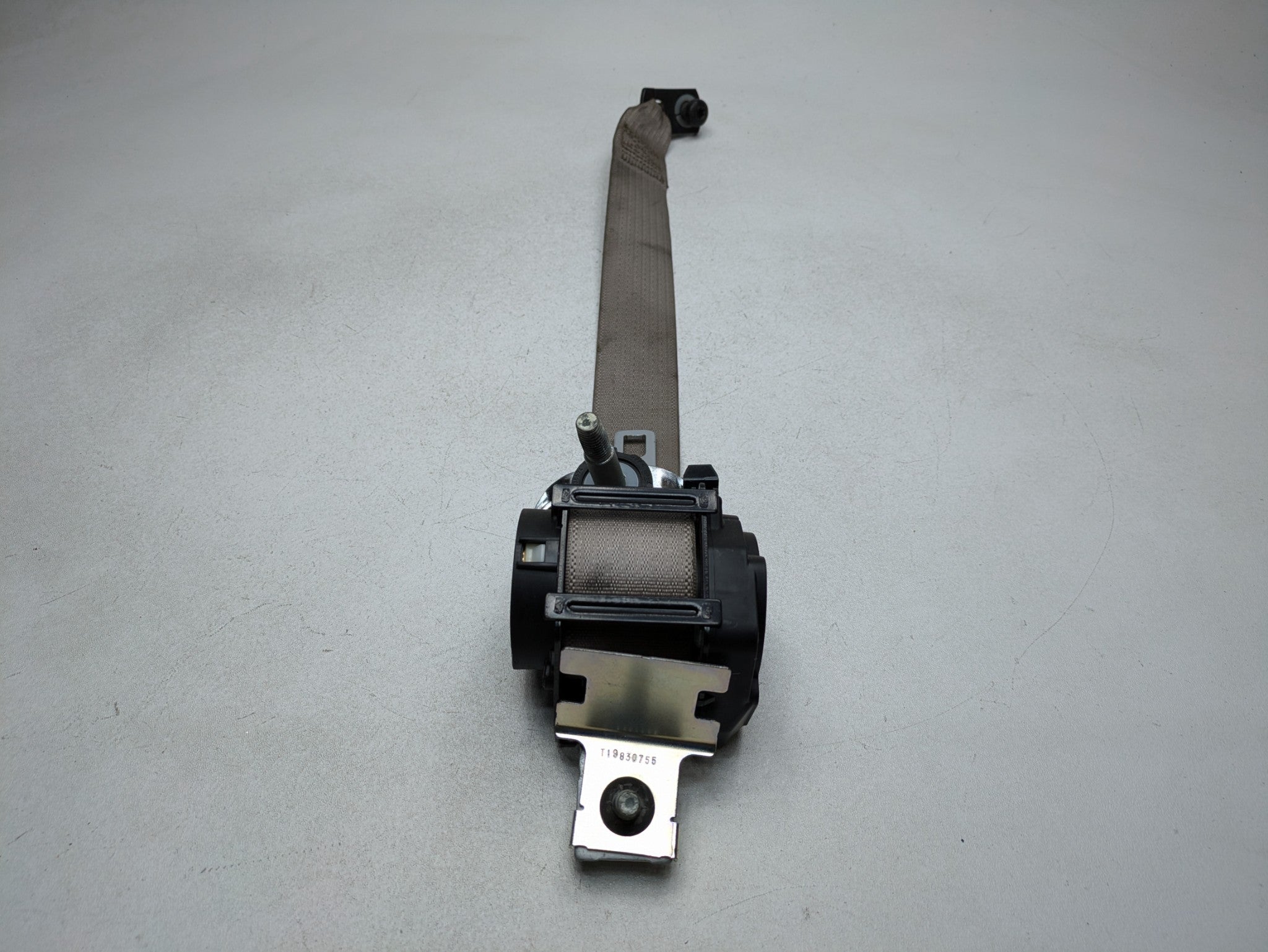 2006 - 2010 OEM FORD EXPLORER REAR RIGHT PASSENGER SIDE SEAT BELT RETRACTOR