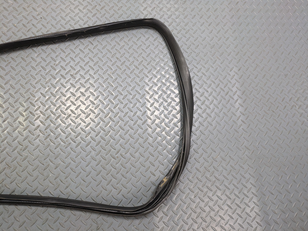 2006 - 2010 OEM FORD EXPLORER REAR RIGHT PASSENGER SIDE WEATHER STRIPPING RUBBER