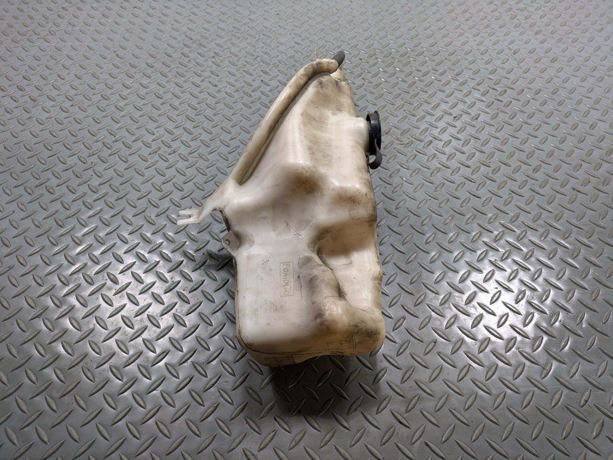 2006 - 2010 OEM FORD EXPLORER COOLANT RECOVERY RESERVOIR BOTTLE OVERFLOW TANK