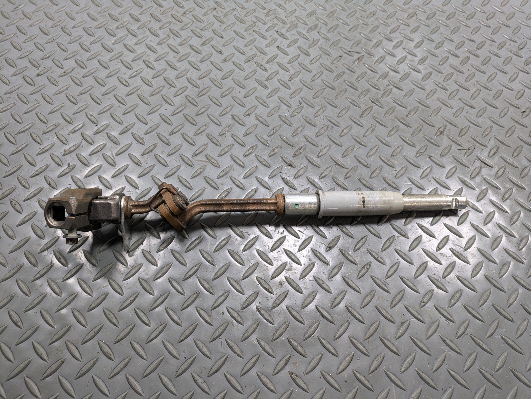 2006 - 2010 OEM FORD EXPLORER FRONT LOWER INTERMEDIATE STEERING SHAFT