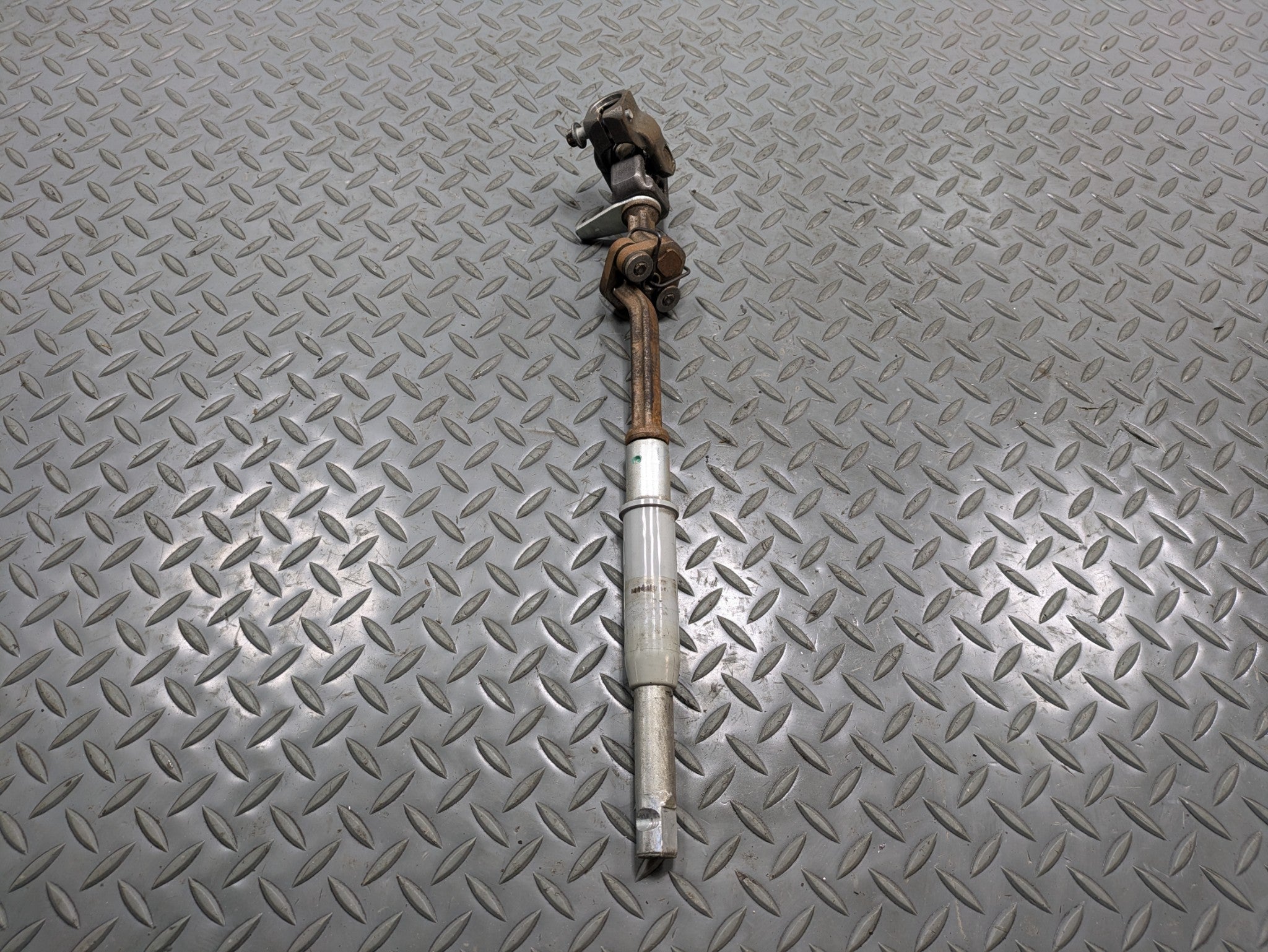 2006 - 2010 OEM FORD EXPLORER FRONT LOWER INTERMEDIATE STEERING SHAFT