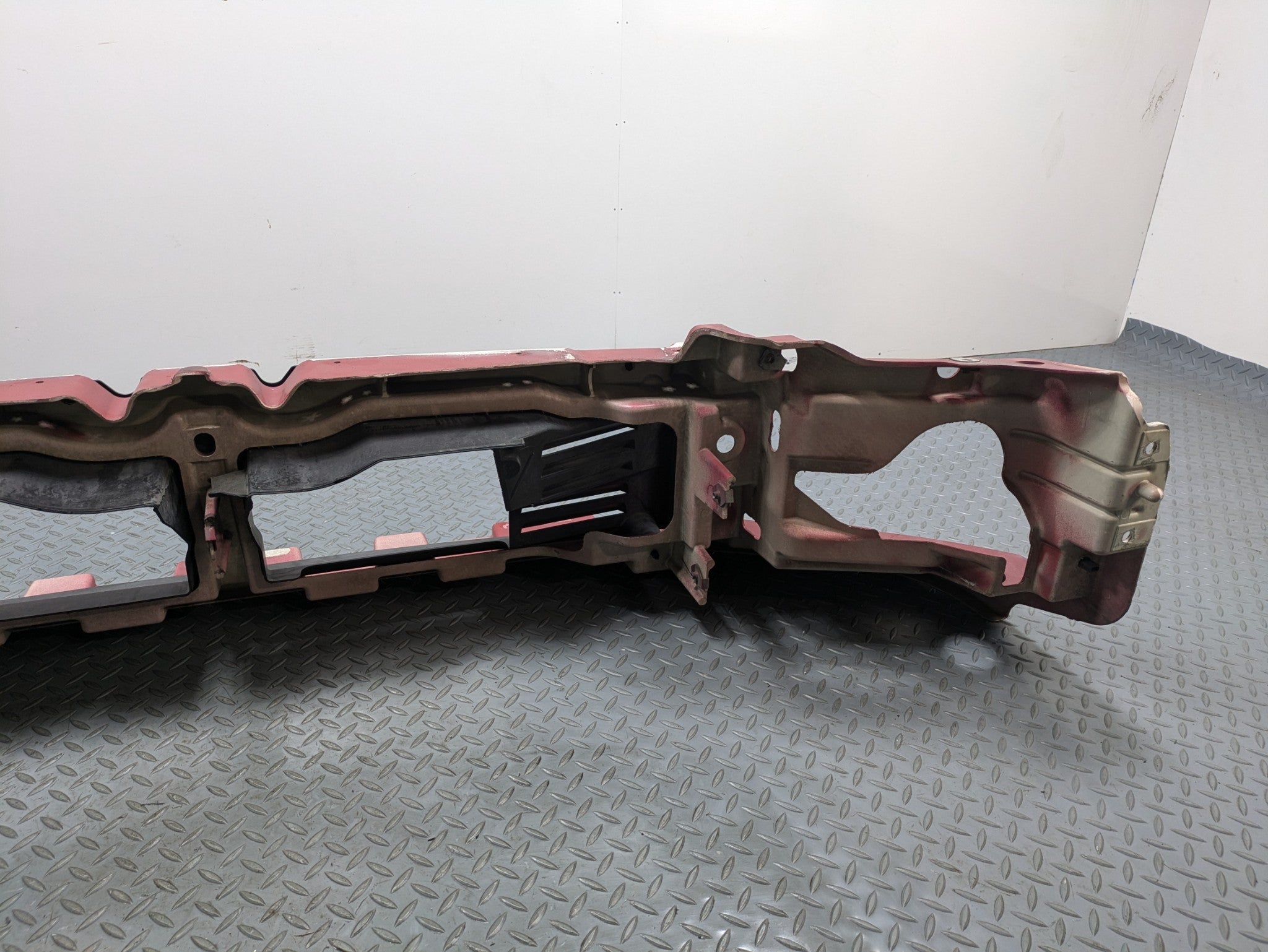 06 - 10 OEM FORD EXPLORER REAR BUMPER COVER PANEL ASSEMBLY EXCLUDING SPORT TRAC