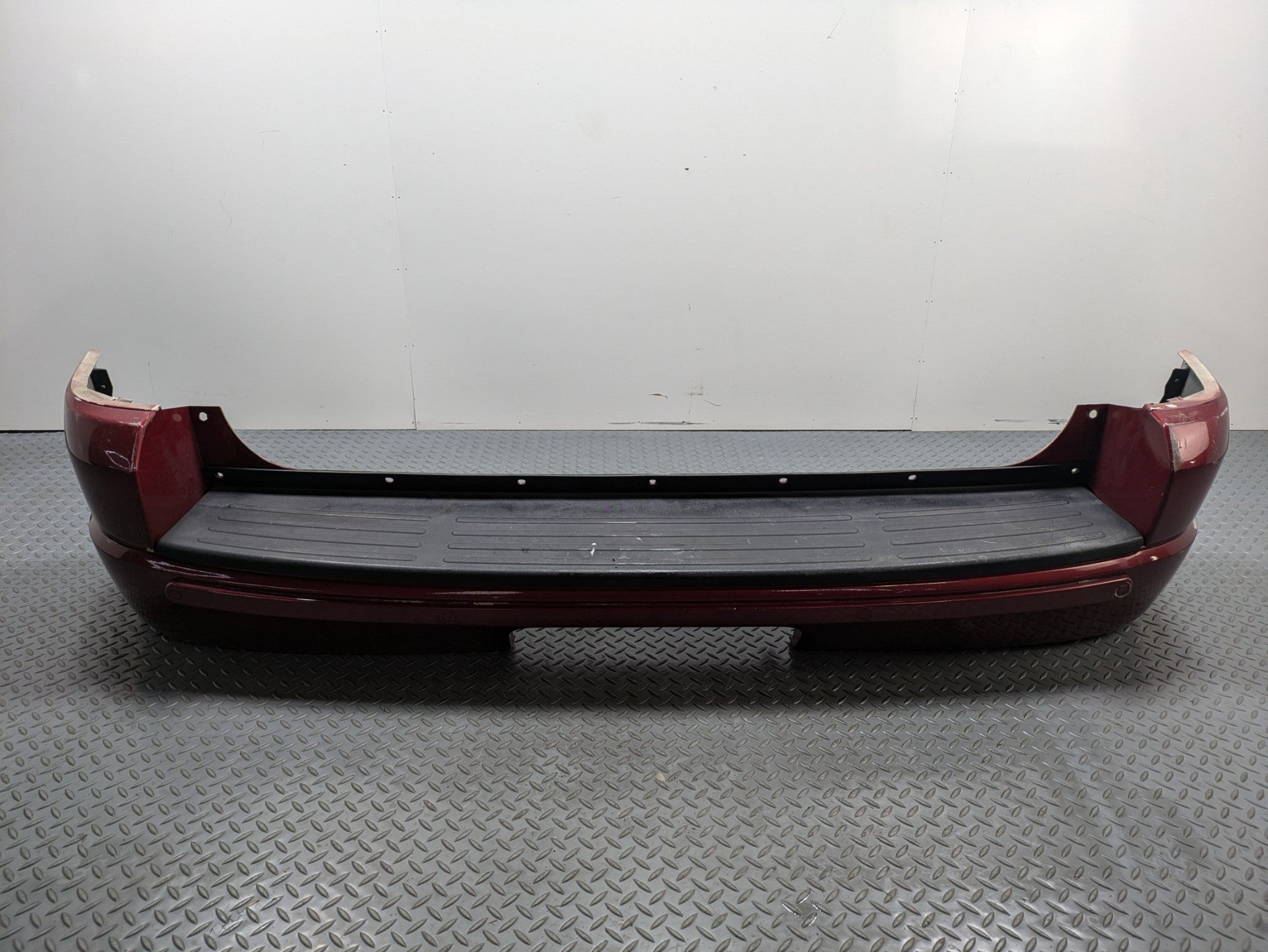 06 - 10 OEM FORD EXPLORER REAR BUMPER COVER PANEL ASSEMBLY EXCLUDING SPORT TRAC
