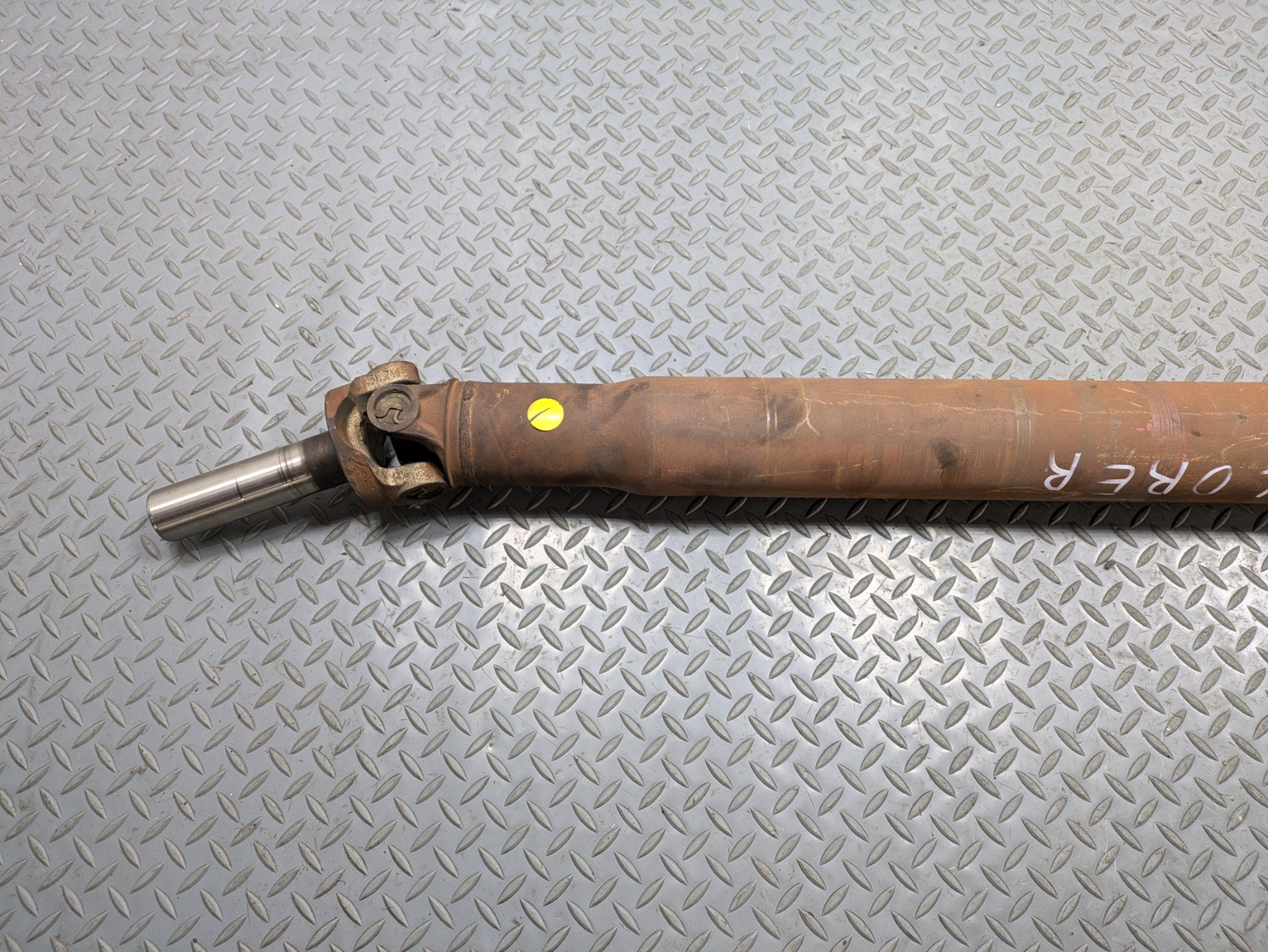 2006 - 2010 OEM FORD EXPLORER REAR DRIVE SHAFT CARDAN PROPELLER ASSEMBLY