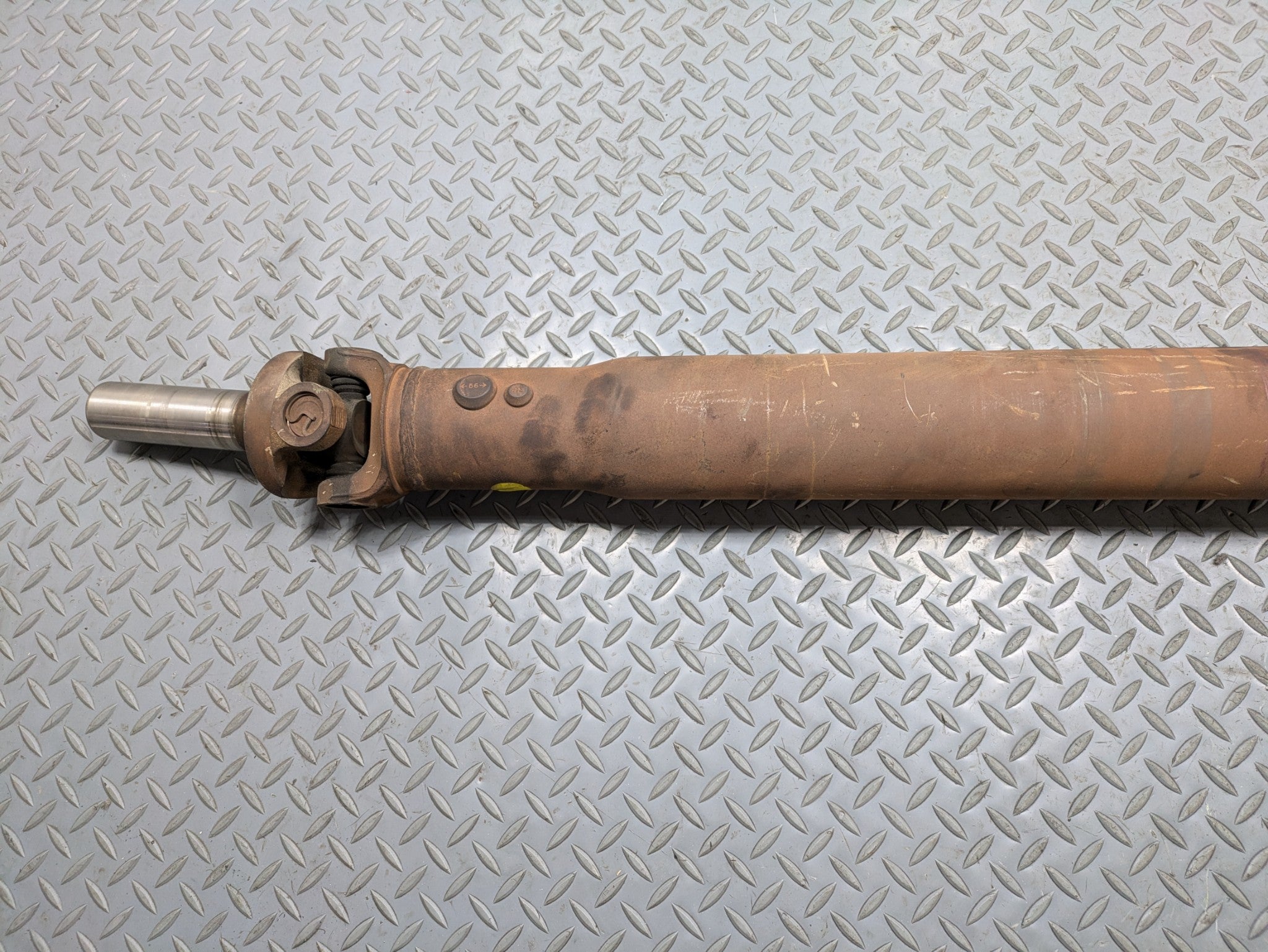 2006 - 2010 OEM FORD EXPLORER REAR DRIVE SHAFT CARDAN PROPELLER ASSEMBLY