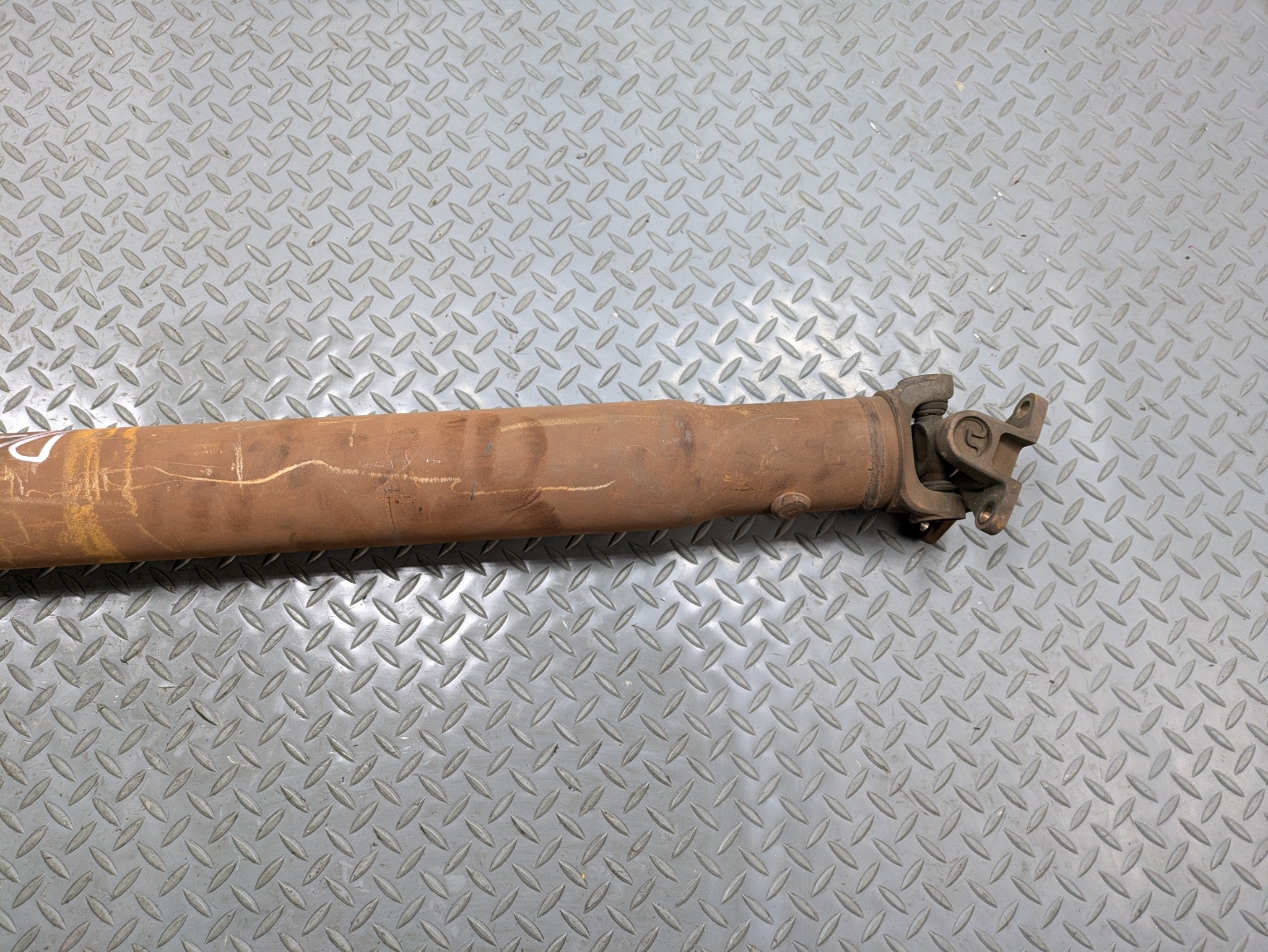 2006 - 2010 OEM FORD EXPLORER REAR DRIVE SHAFT CARDAN PROPELLER ASSEMBLY