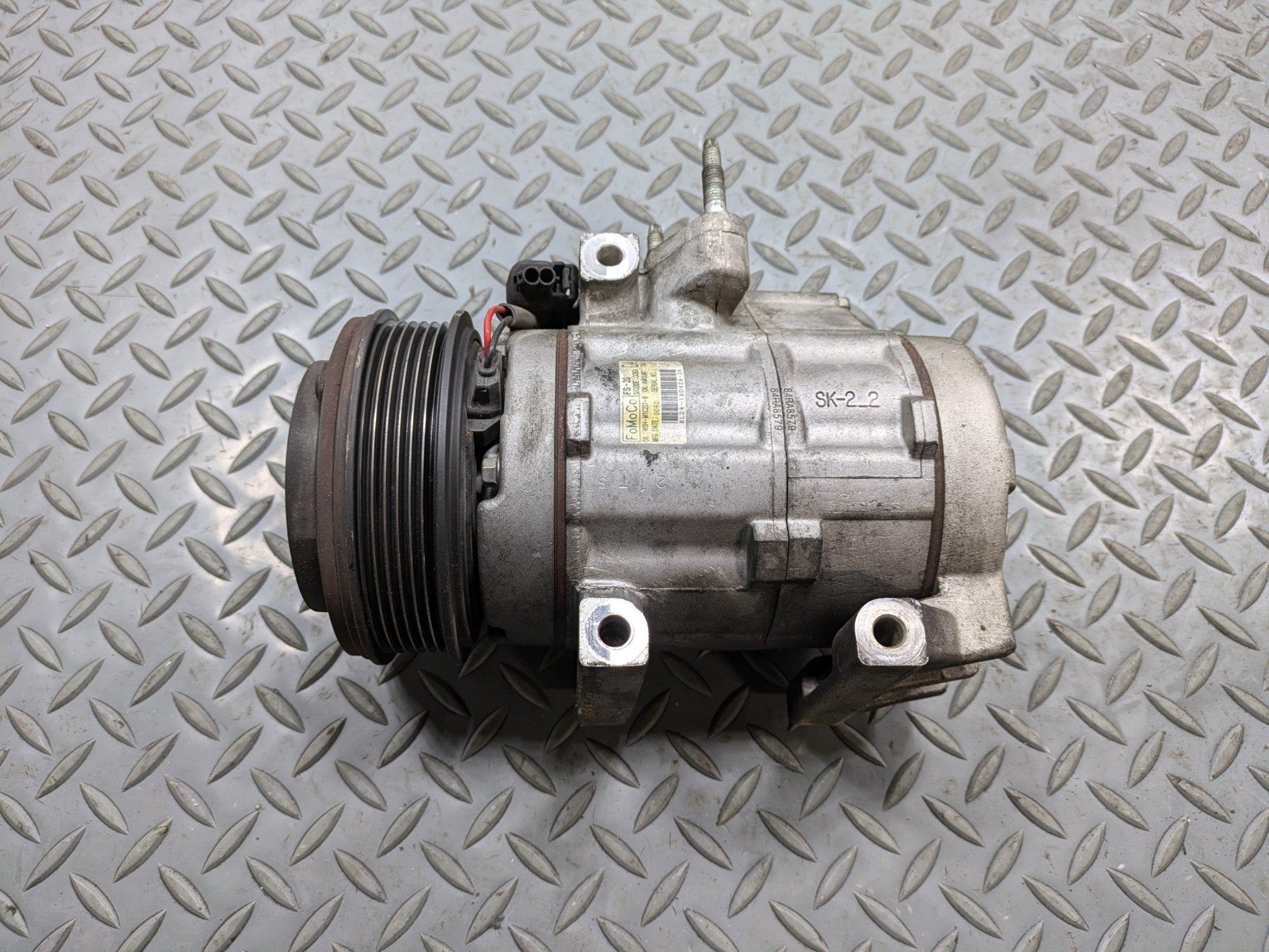 2006 - 2010 OEM FORD EXPLORER AC AIR CONDITIONING COMPRESSOR PUMP