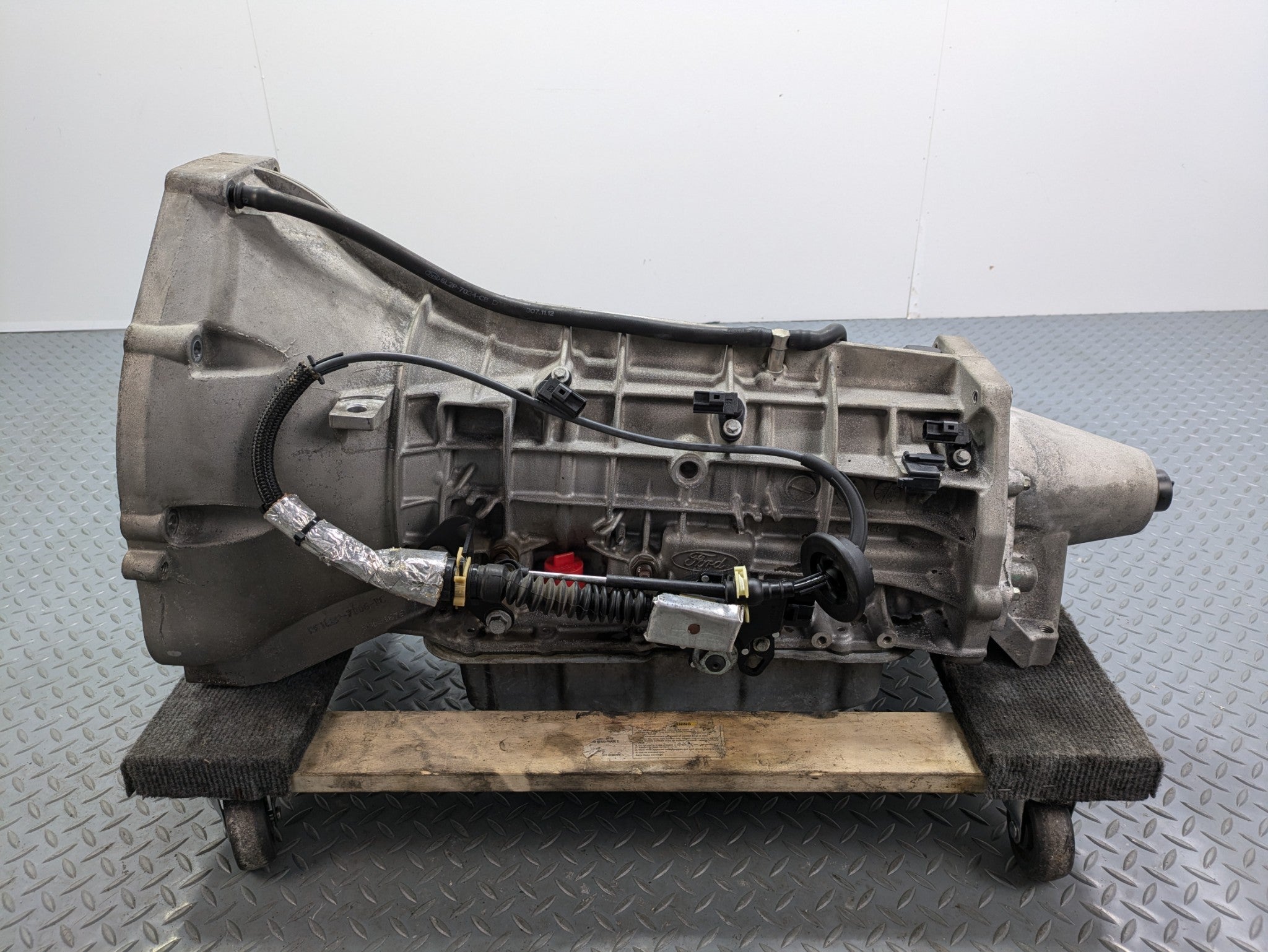 2006 - 2010 OEM FORD EXPLORER AUTOMATIC TRANSMISSION ASSEMBLY 4.0L V6 4x4