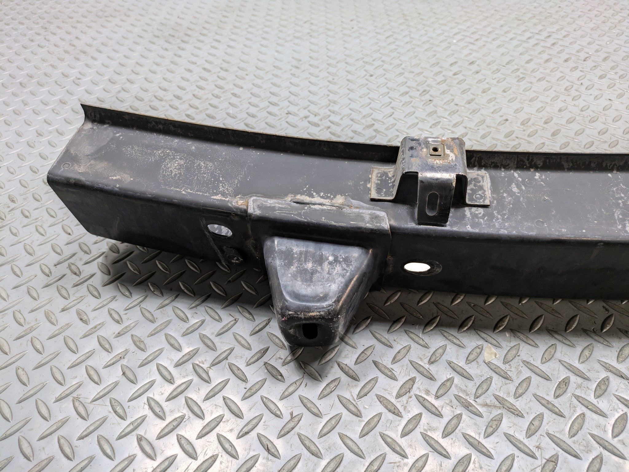 2006 - 2010 OEM FORD EXPLORER FRONT BUMPER REINFORCEMENT IMPACT ABSORBER BAR