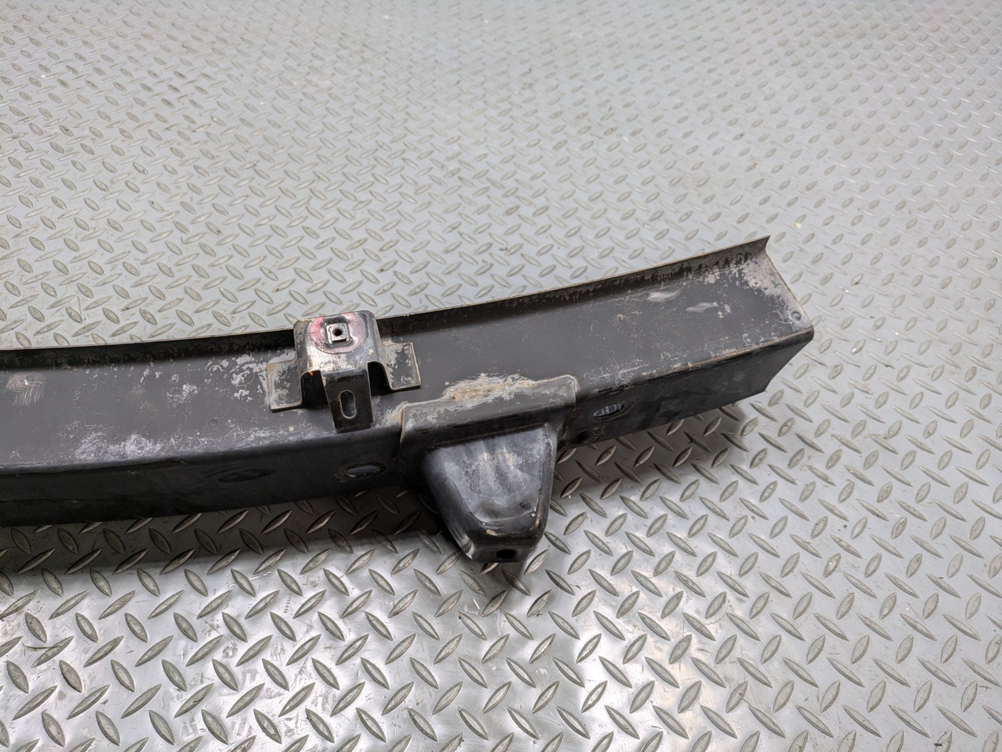 2006 - 2010 OEM FORD EXPLORER FRONT BUMPER REINFORCEMENT IMPACT ABSORBER BAR