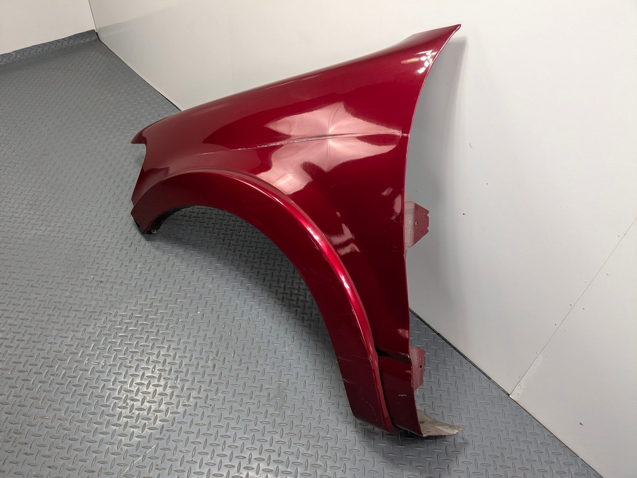 2006 - 2010 OEM FORD EXPLORER FRONT LEFT DRIVER SIDE FENDER COVER PANEL RED