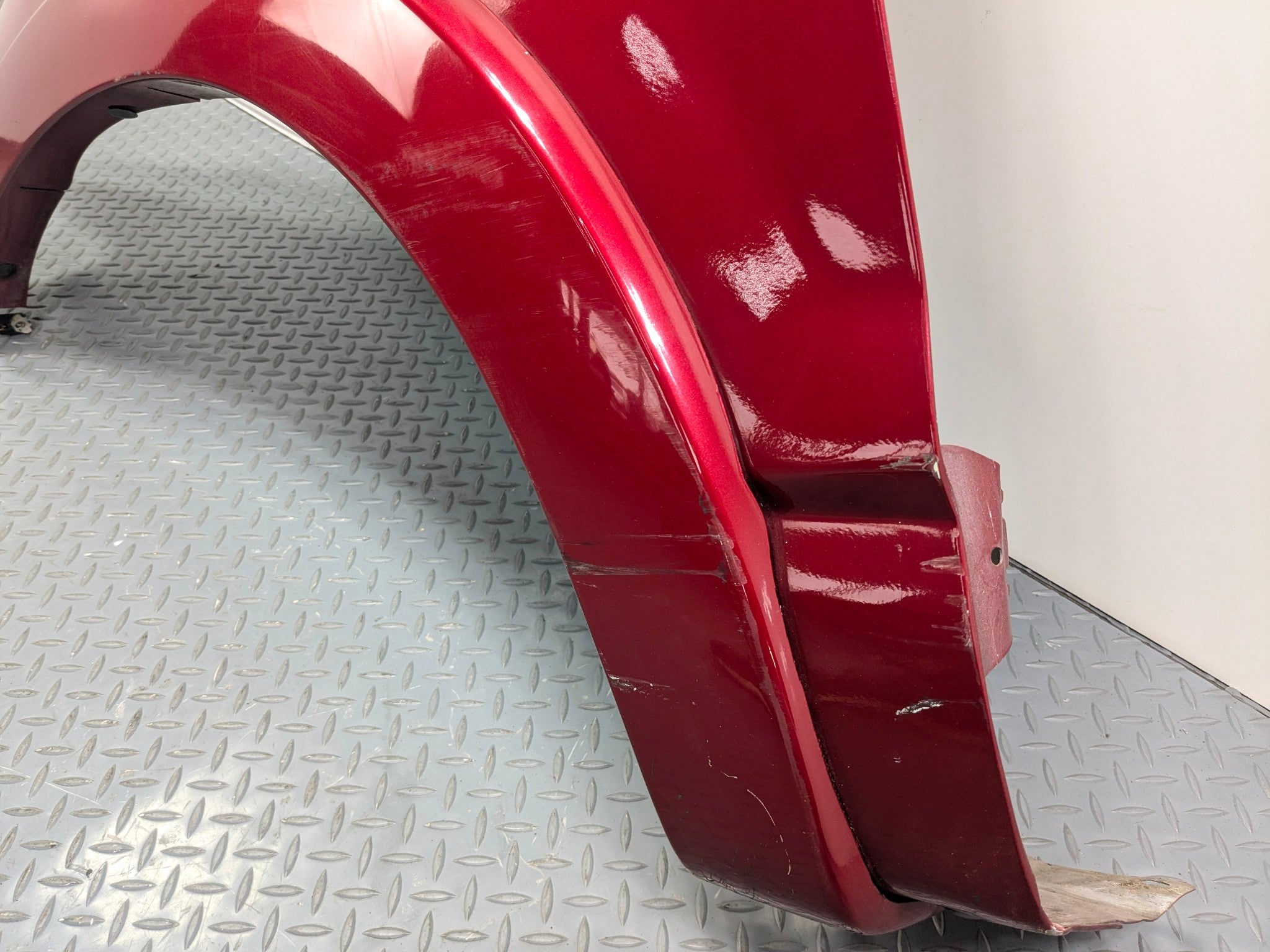 2006 - 2010 OEM FORD EXPLORER FRONT LEFT DRIVER SIDE FENDER COVER PANEL RED