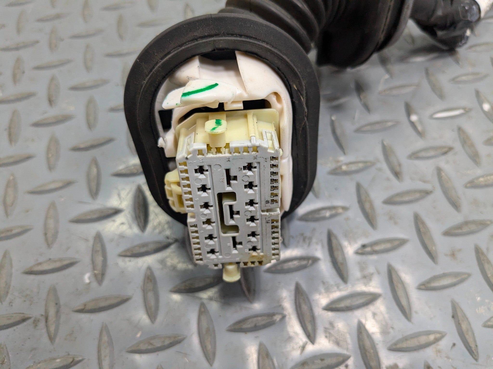 2006 - 2010 OEM FORD EXPLORER FRONT LEFT DRIVER SIDE DOOR WIRE HARNESS