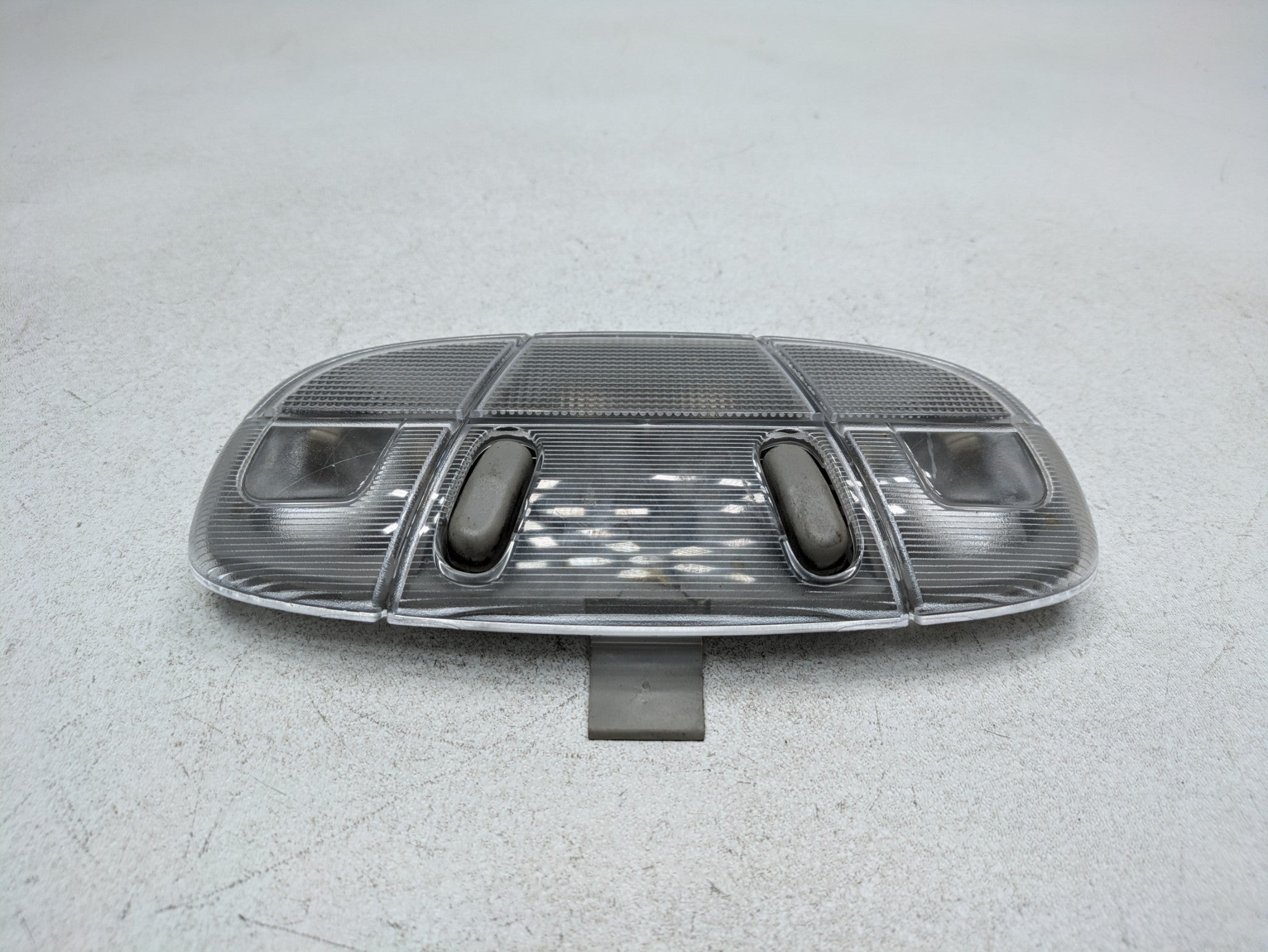 2006 - 2010 OEM FORD EXPLORER INTERIOR OVERHEAD DOME LIGHT ASSEMBLY