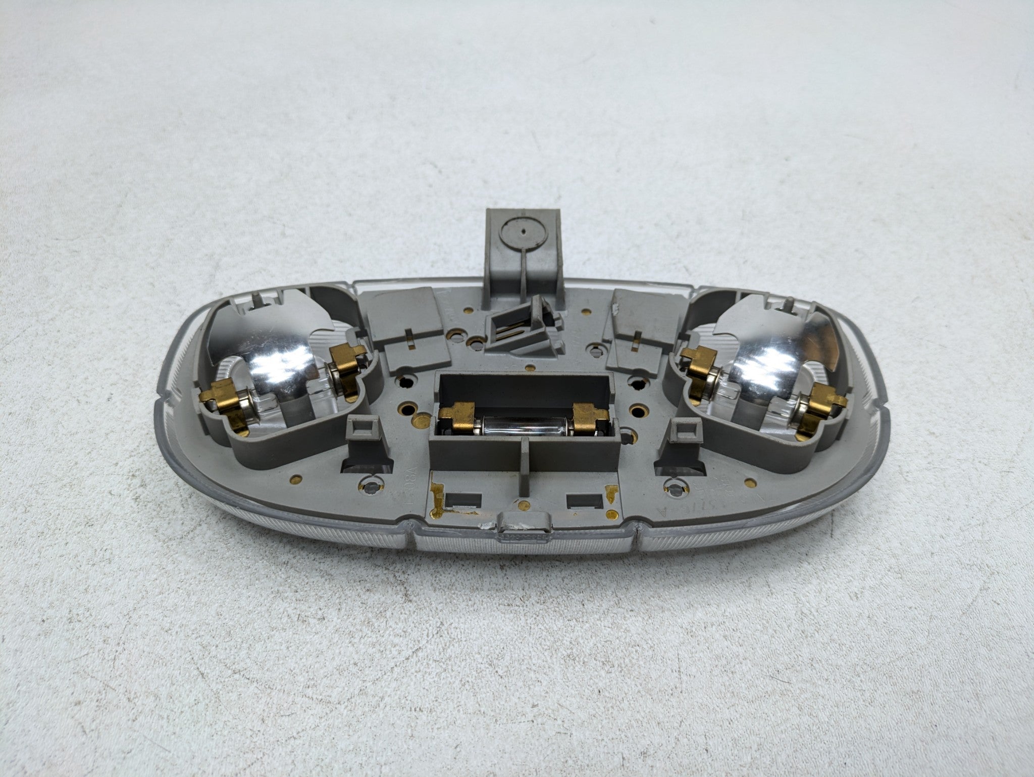 2006 - 2010 OEM FORD EXPLORER INTERIOR OVERHEAD DOME LIGHT ASSEMBLY