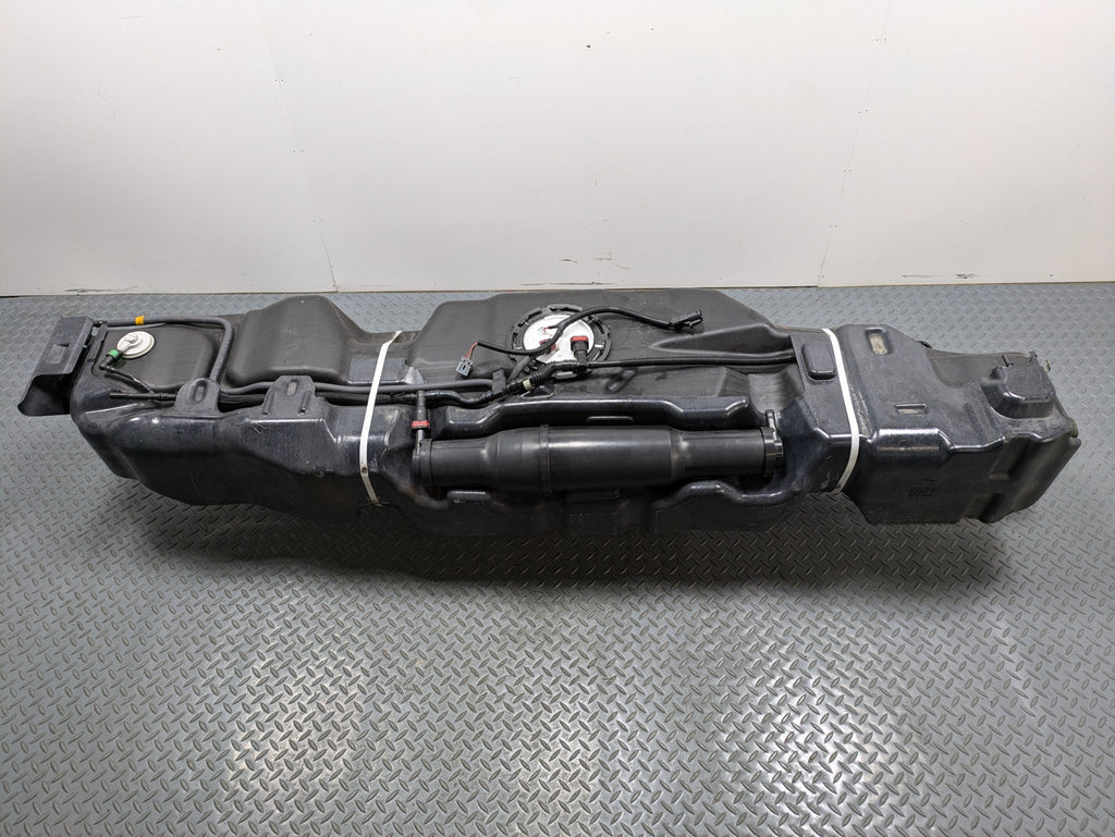 2006 - 2010 OEM FORD EXPLORER GAS FUEL TANK CONTAINER ASSEMBLY