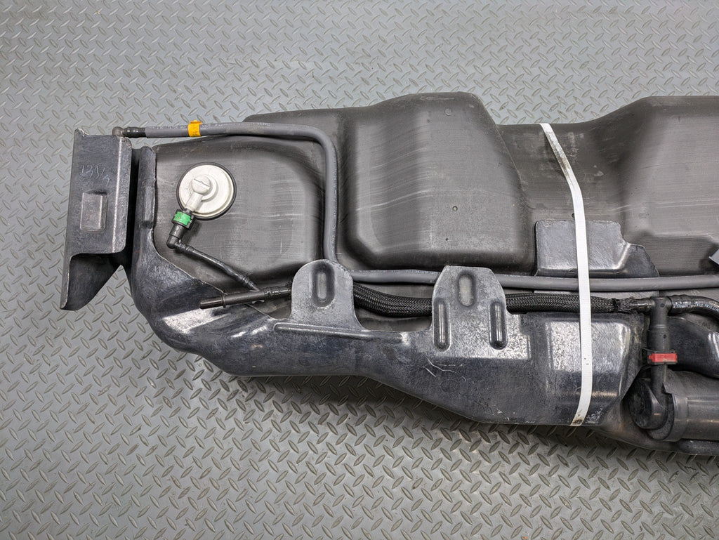 2006 - 2010 OEM FORD EXPLORER GAS FUEL TANK CONTAINER ASSEMBLY