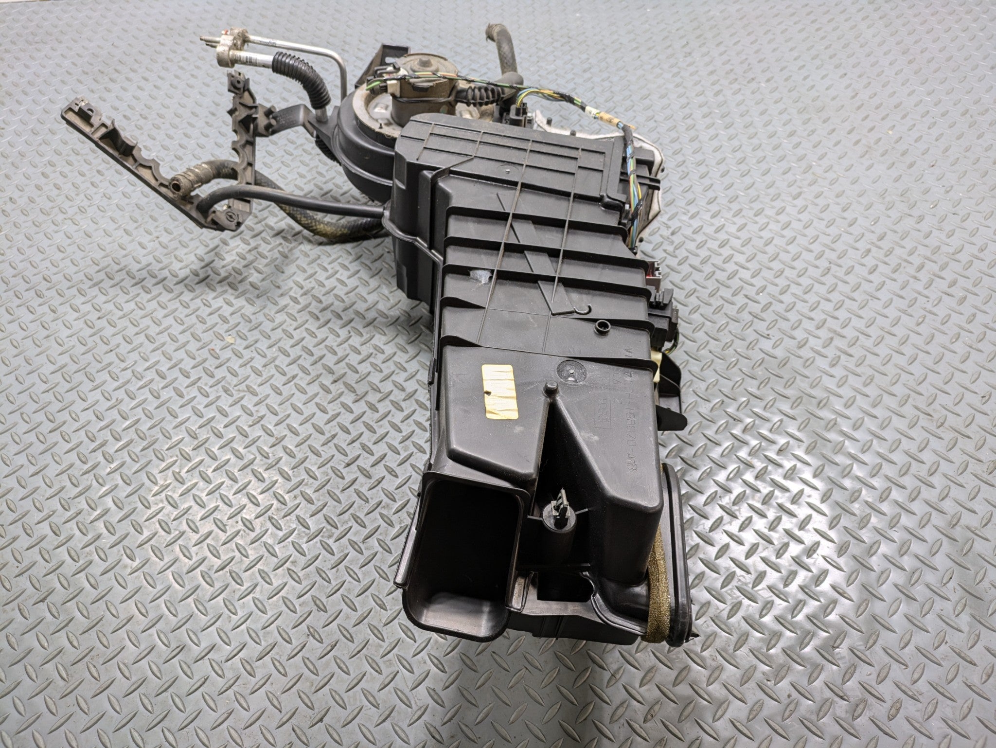 2006 - 2010 OEM FORD EXPLORER REAR AC EVAPORATOR CLIMATE HEATER ASSEMBLY