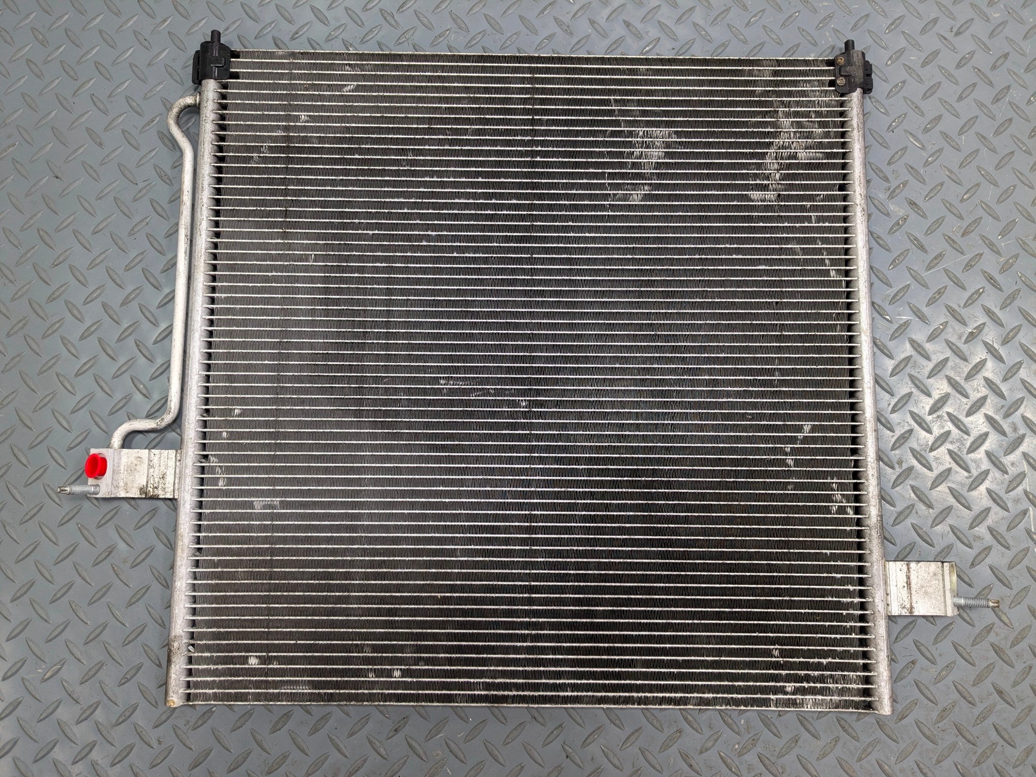 2006 - 2010 OEM FORD EXPLORER AC CONDENSER RADIATOR UNIT ASSEMBLY