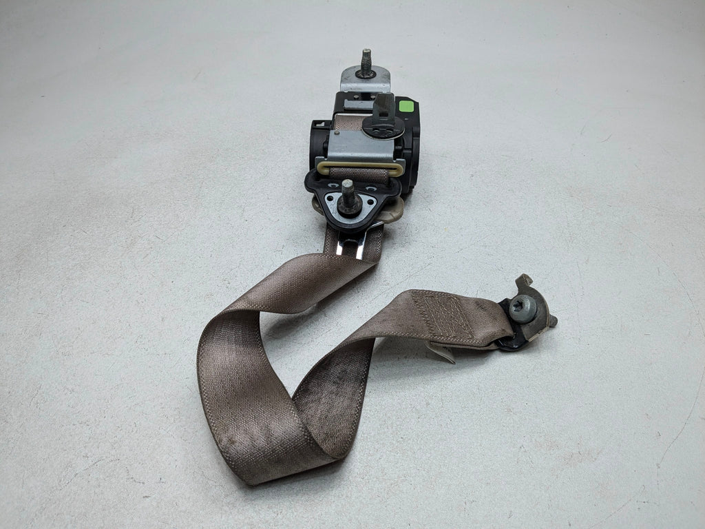 06 - 10 OEM FORD EXPLORER REAR RIGHT PASSENGER SIDE THIRD ROW SEATBELT RETRACTOR